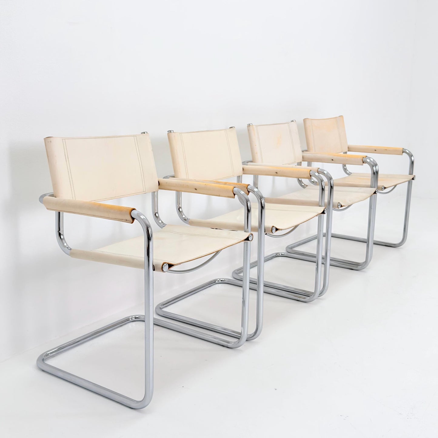 Set of 4 Mid century Bauhaus B34 Cantilever armChair by Mart Stam for Jox Interni, Italy 1980s