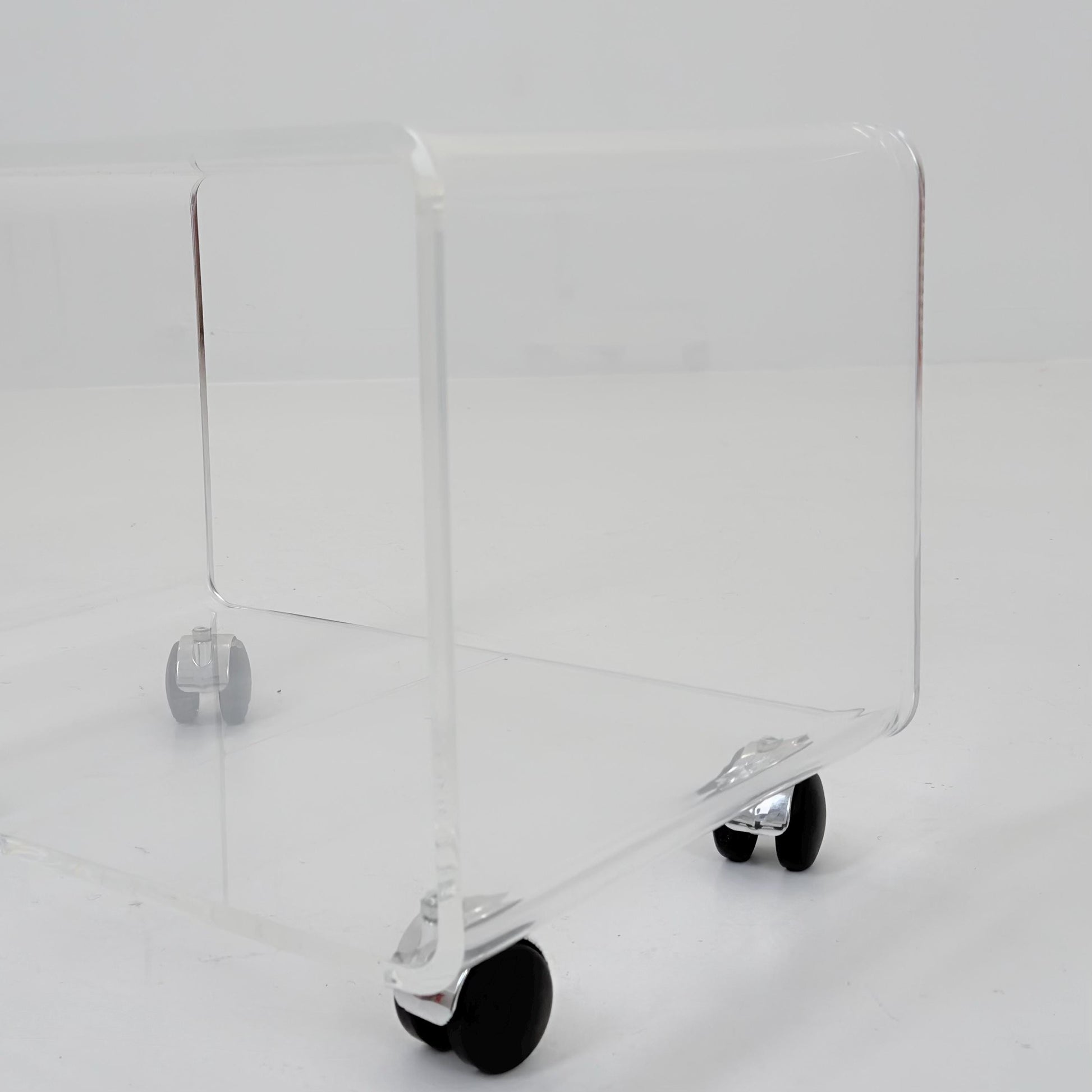 Space age Plexiglass Trolley-side table by Michel Dumas for Roche Bobois 1970s
