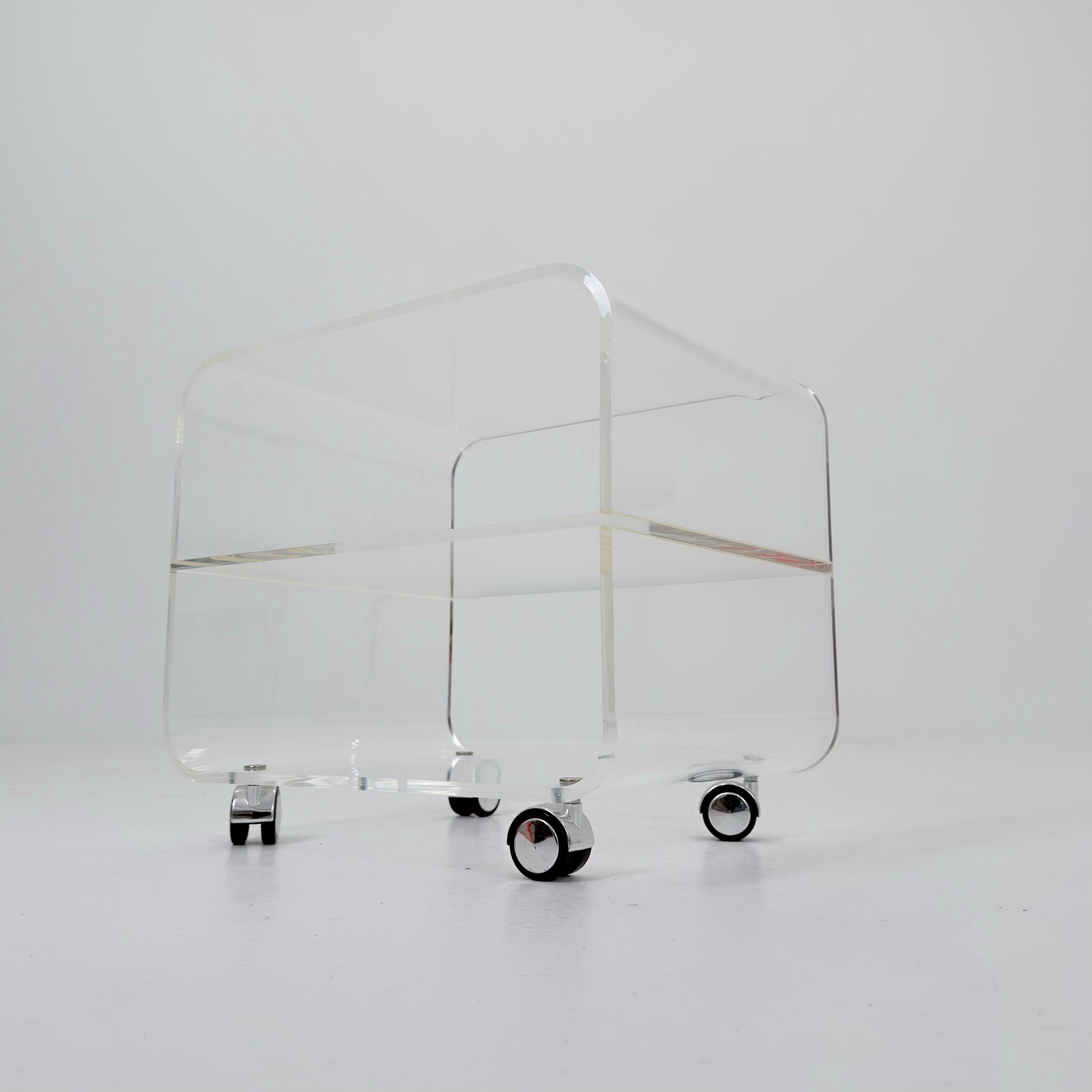 Space age Plexiglass Trolley-side table by Michel Dumas for Roche Bobois 1970s