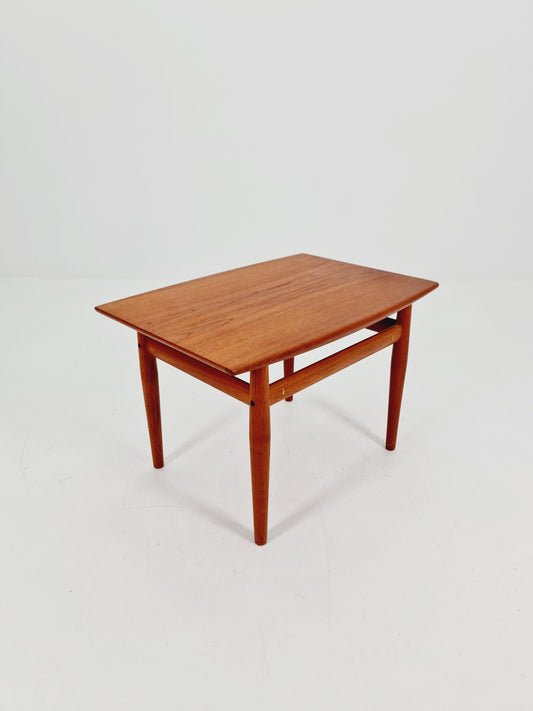 Danish Teak Coffee Table by Grete Jalk for Glostrup Møbelfabrik, 1960s