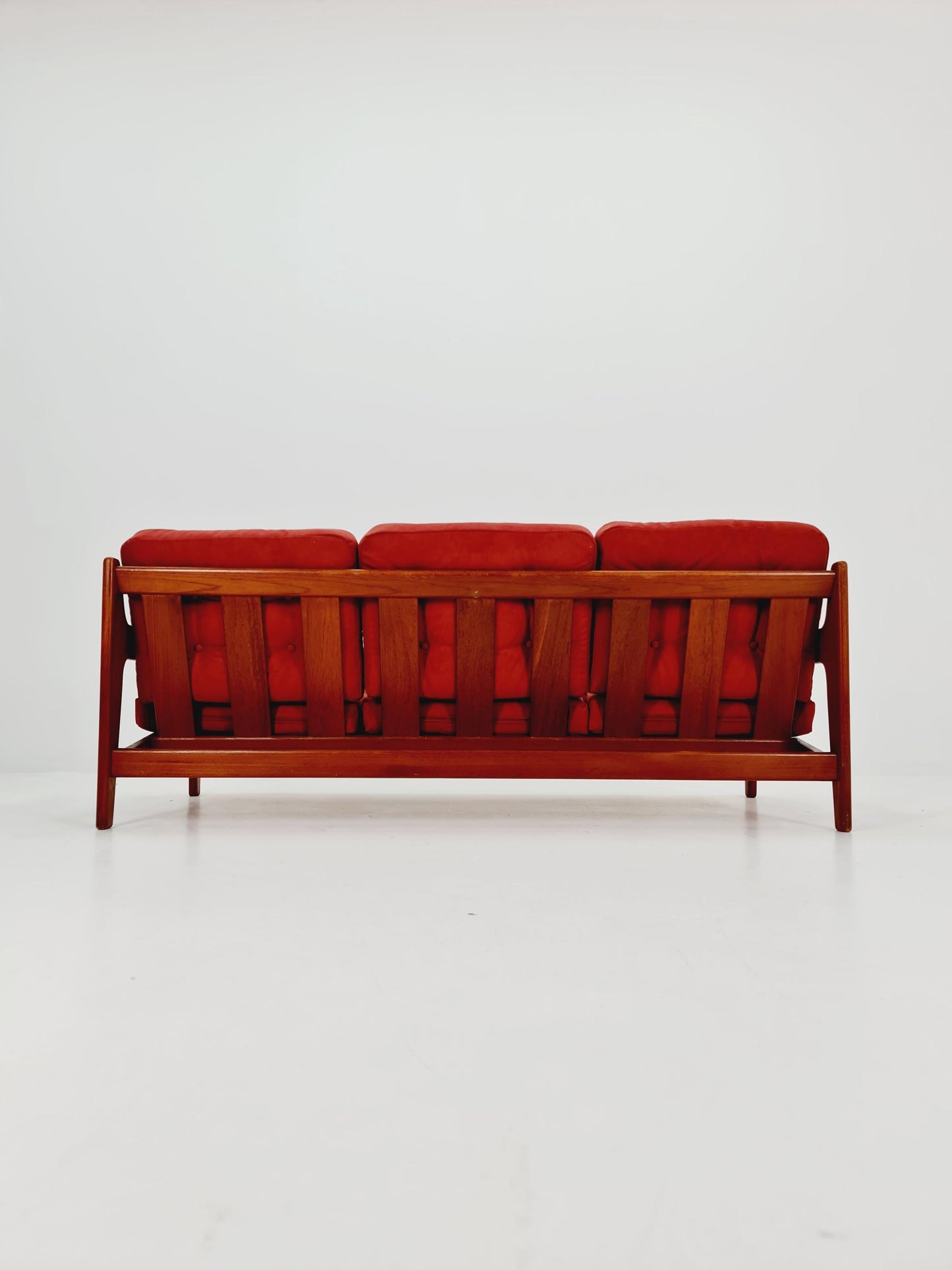 Mid century easy lounge couch by Arne Wahl Iversen for komfort teak , 1960s