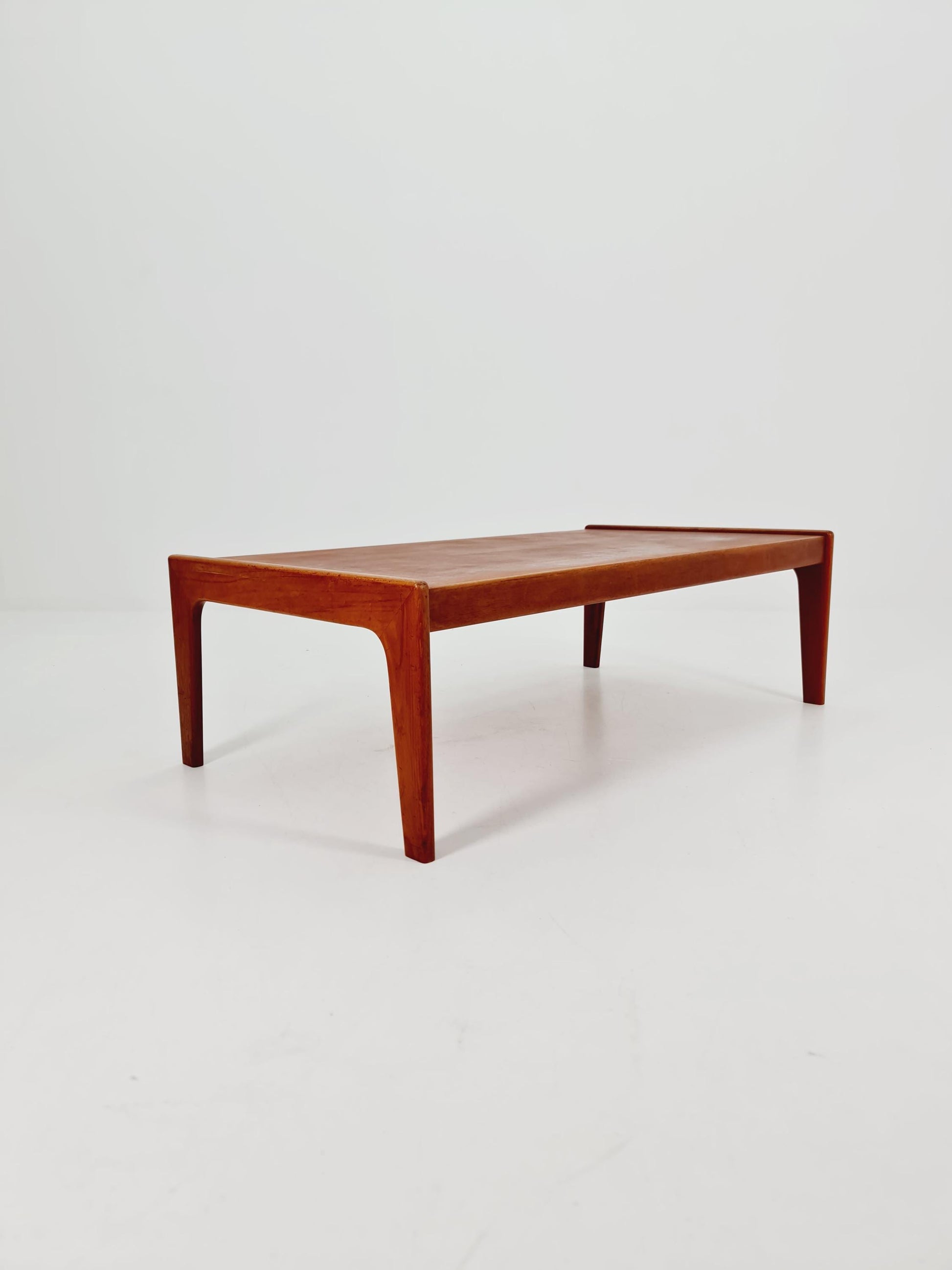 Danish Coffee Table by Arne Wahl Iversen for Komfort Møbelfabrik, 1960s