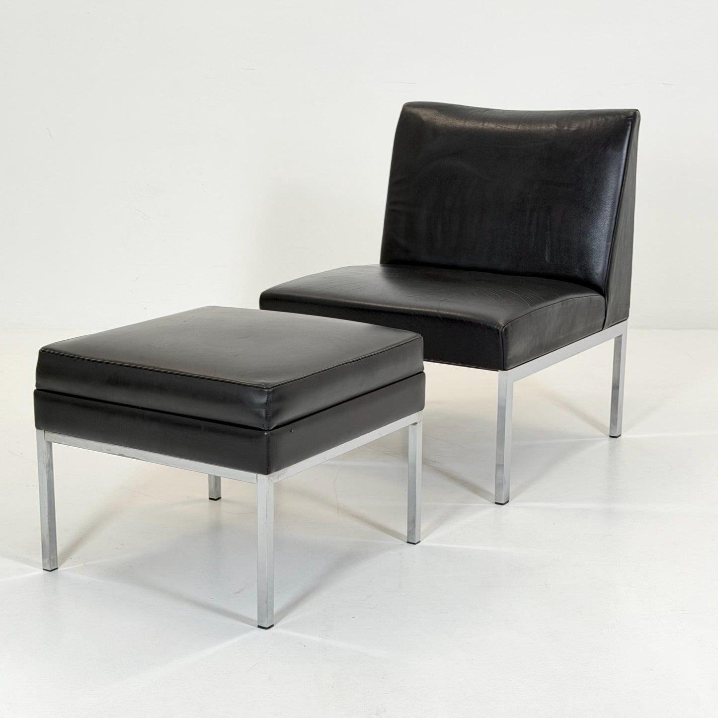 Mid century black leather Bauhaus Lounge chair and ottoman 1980s Thonet