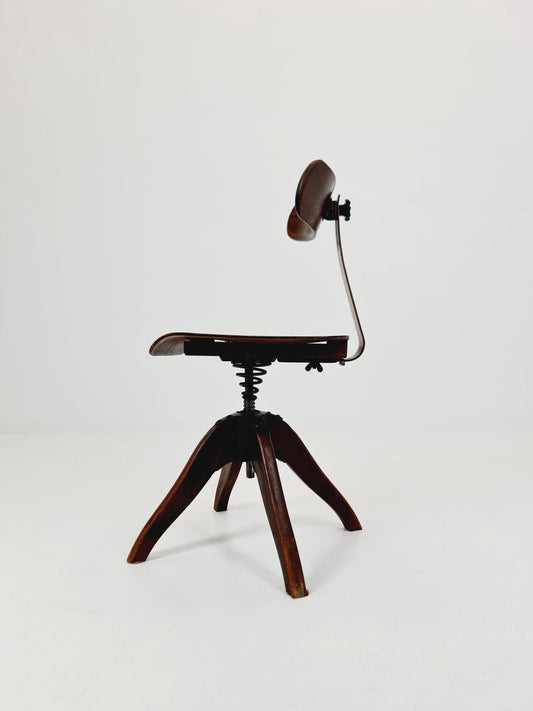 Bauhaus swivel office chair in solid wood By Puffdreh Kontorchair 1930s