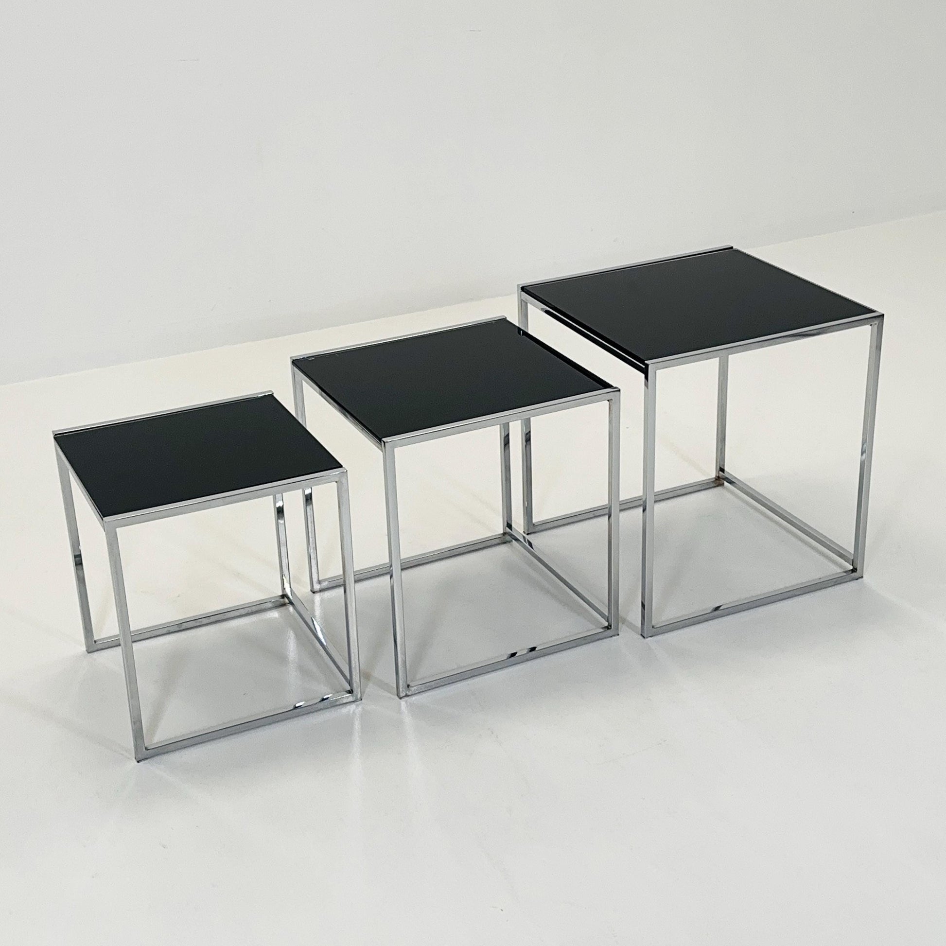Set of 3 Italian Postmodern Nesting Tables, Black Glass & Chrome Coffee Tables, Milo Baughman Style, 1980s Italy