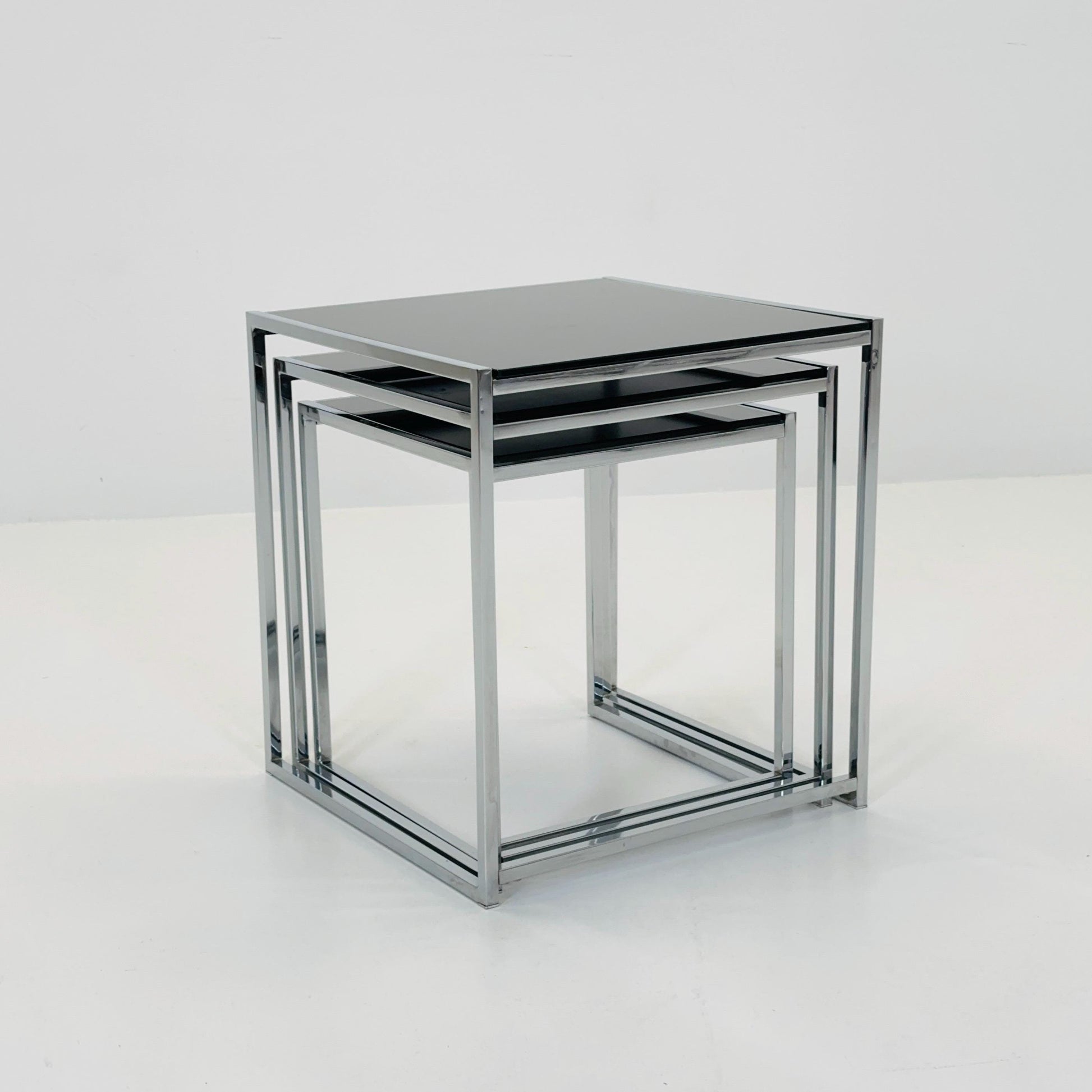 Set of 3 Italian Postmodern Nesting Tables, Black Glass & Chrome Coffee Tables, Milo Baughman Style, 1980s Italy