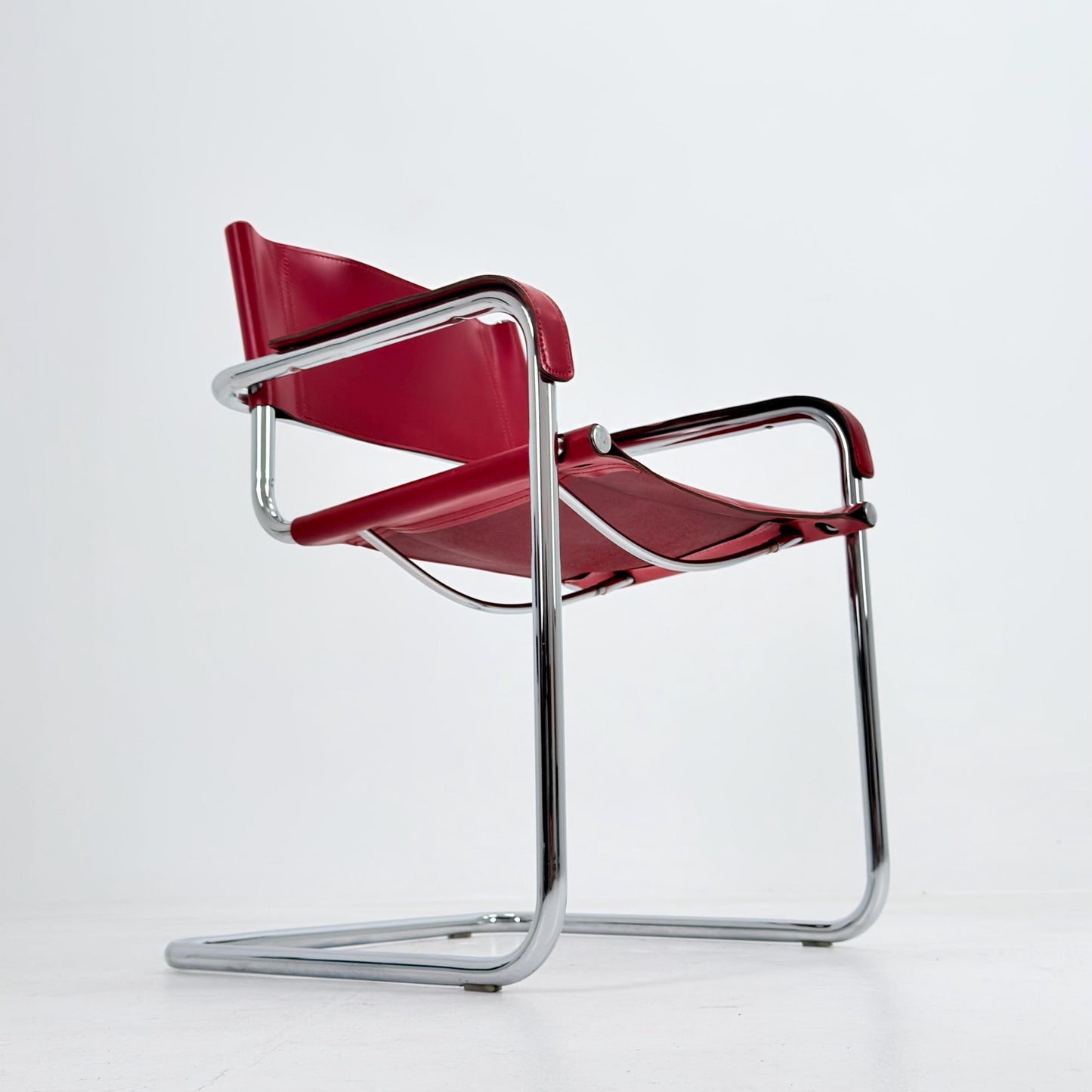 Mid century Mart Stam & Marcel Breuer S34 Cantilever Chair – wine red Leather Bauhaus Desk Chair – Italy 1980s