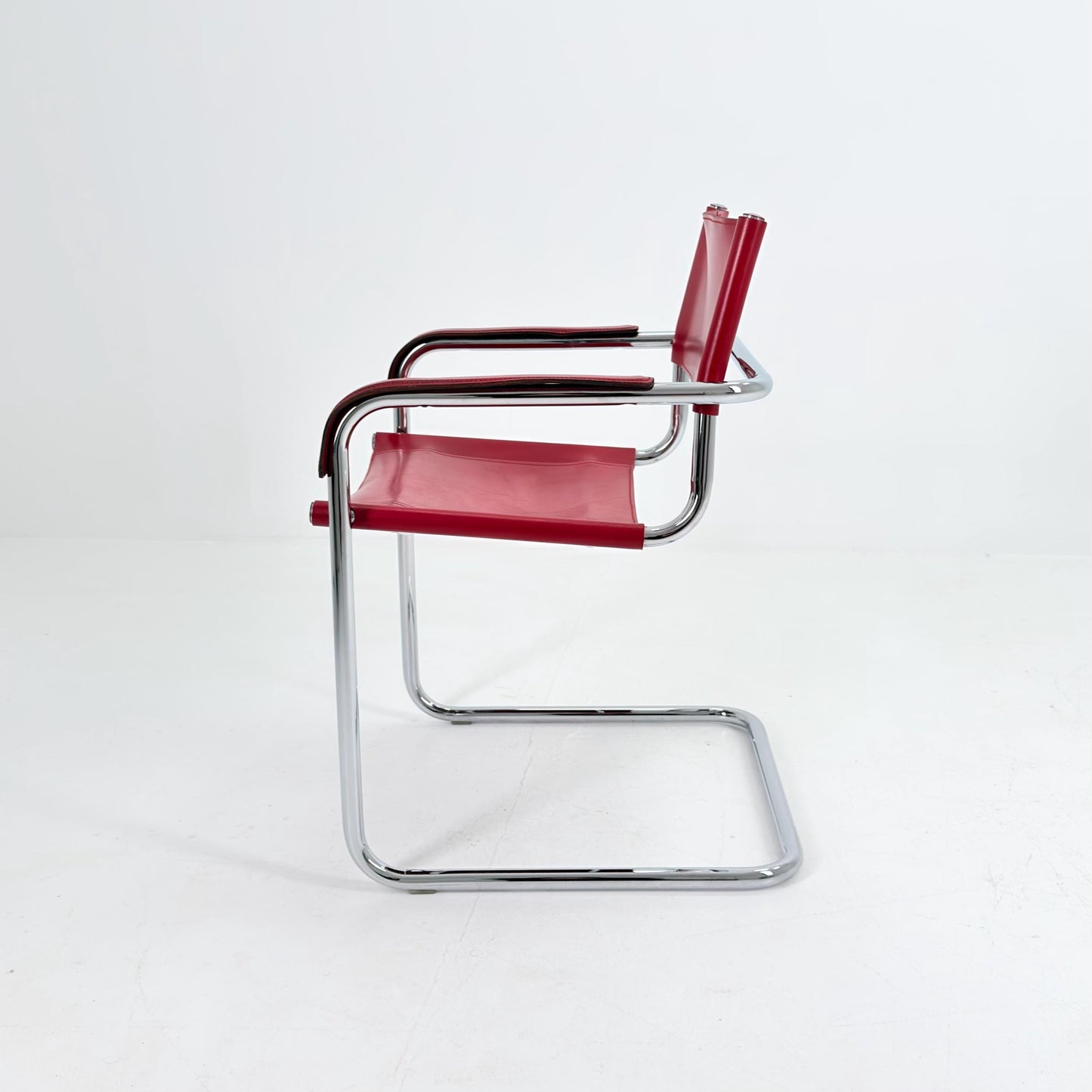 Mid century Mart Stam & Marcel Breuer S34 Cantilever Chair – wine red Leather Bauhaus Desk Chair – Italy 1980s