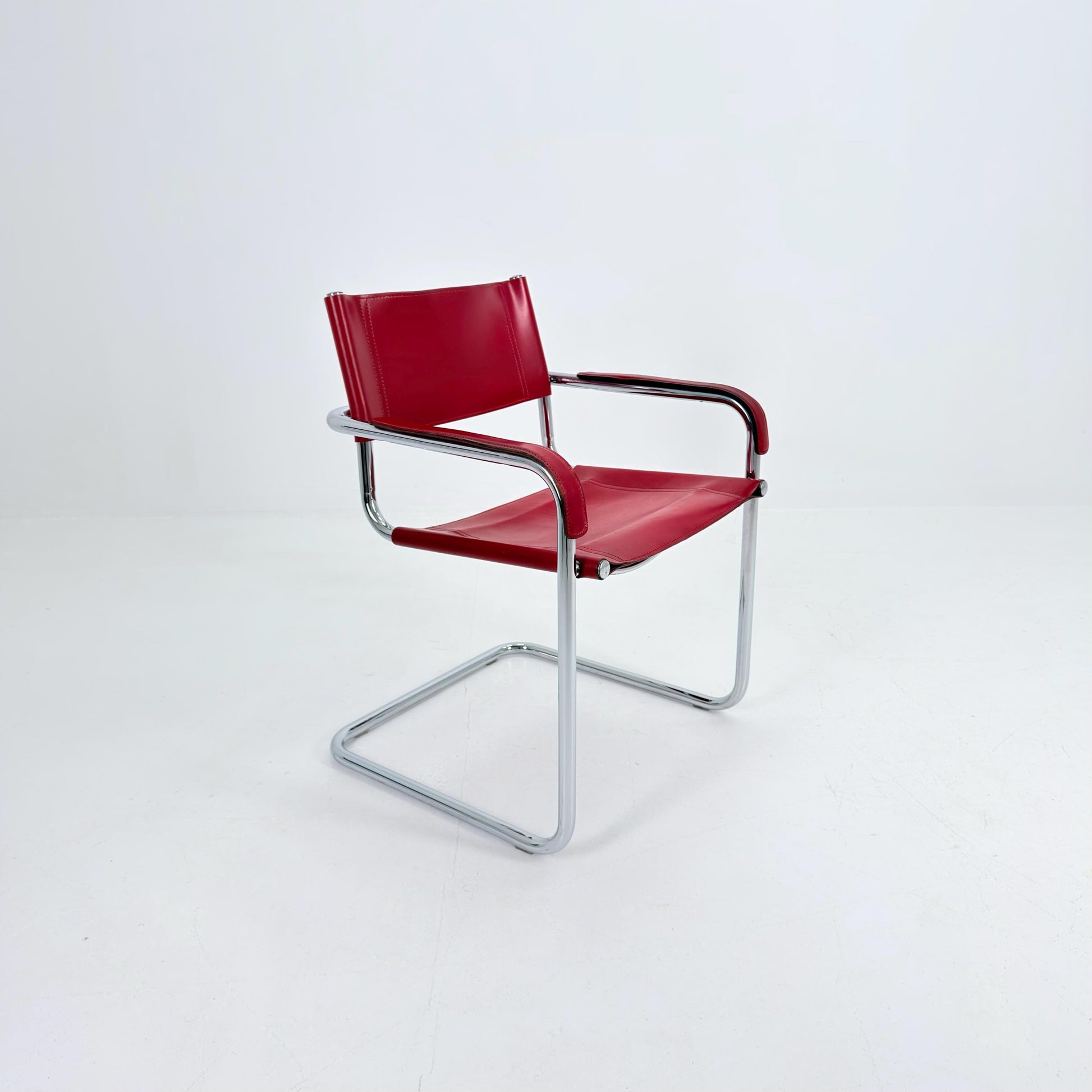 Mid century Mart Stam & Marcel Breuer S34 Cantilever Chair – wine red Leather Bauhaus Desk Chair – Italy 1980s