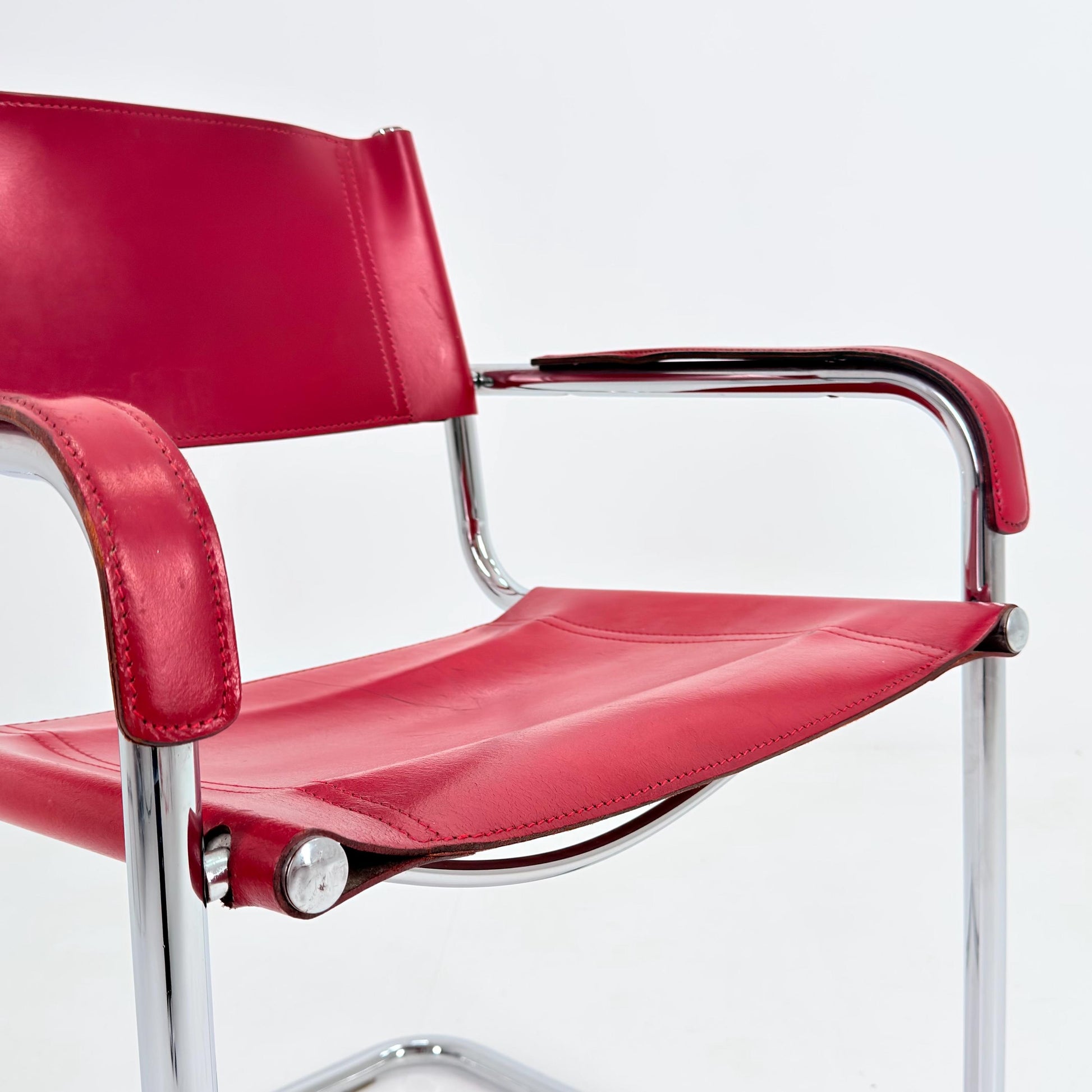 Mid century Mart Stam & Marcel Breuer S34 Cantilever Chair – wine red Leather Bauhaus Desk Chair – Italy 1980s