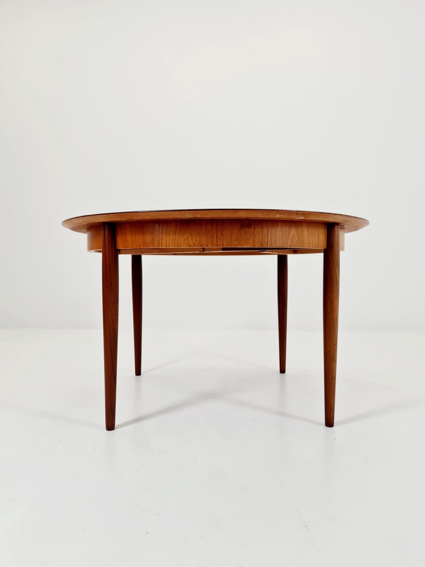 Round German Teak & Walnut Dining Table from Lübke, 1960s