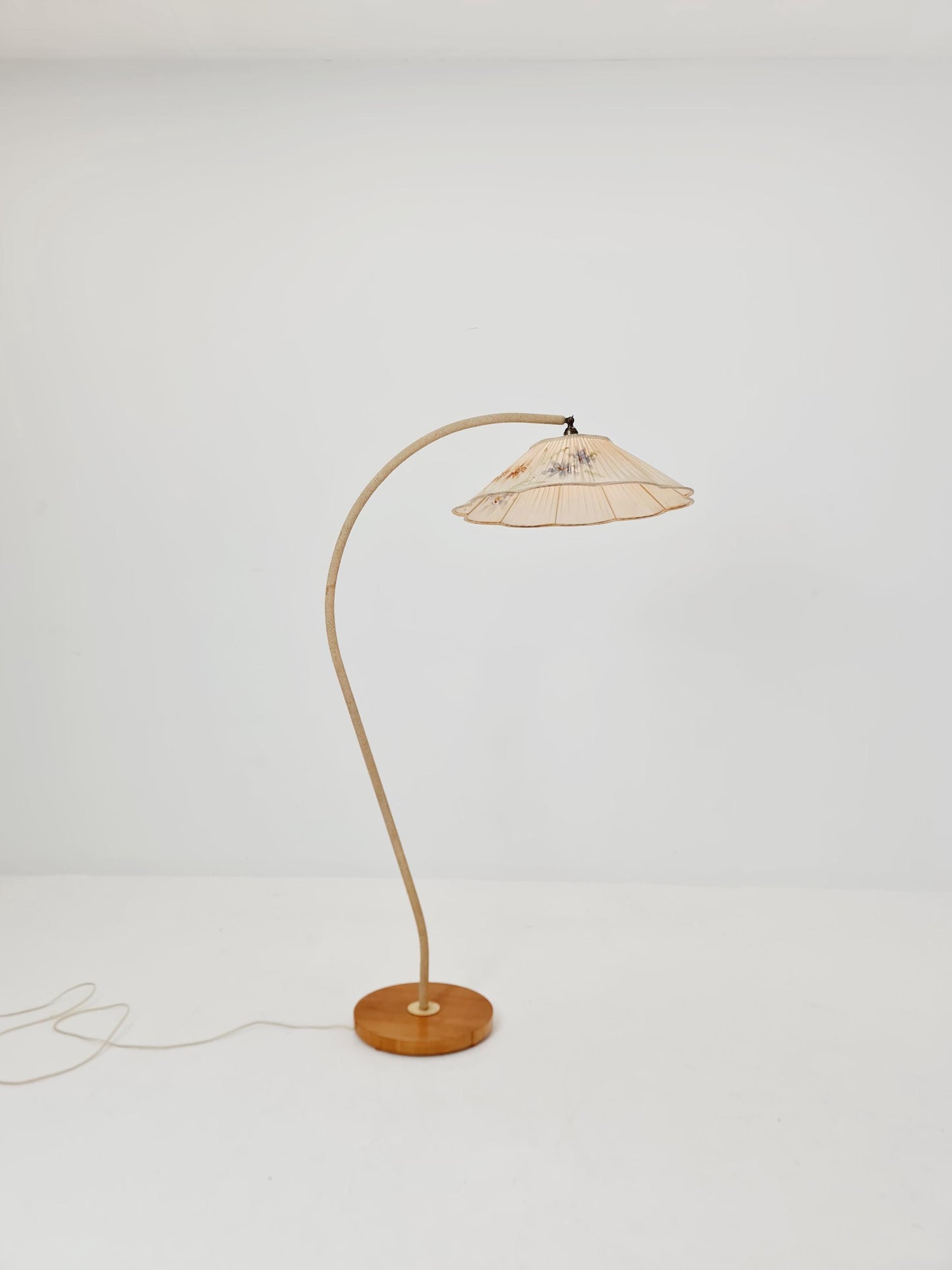 Rare Midcentury vintage gooseneck floor lamp in Wood and Dansih cord shade by Marksljöd Sweden, 1940s