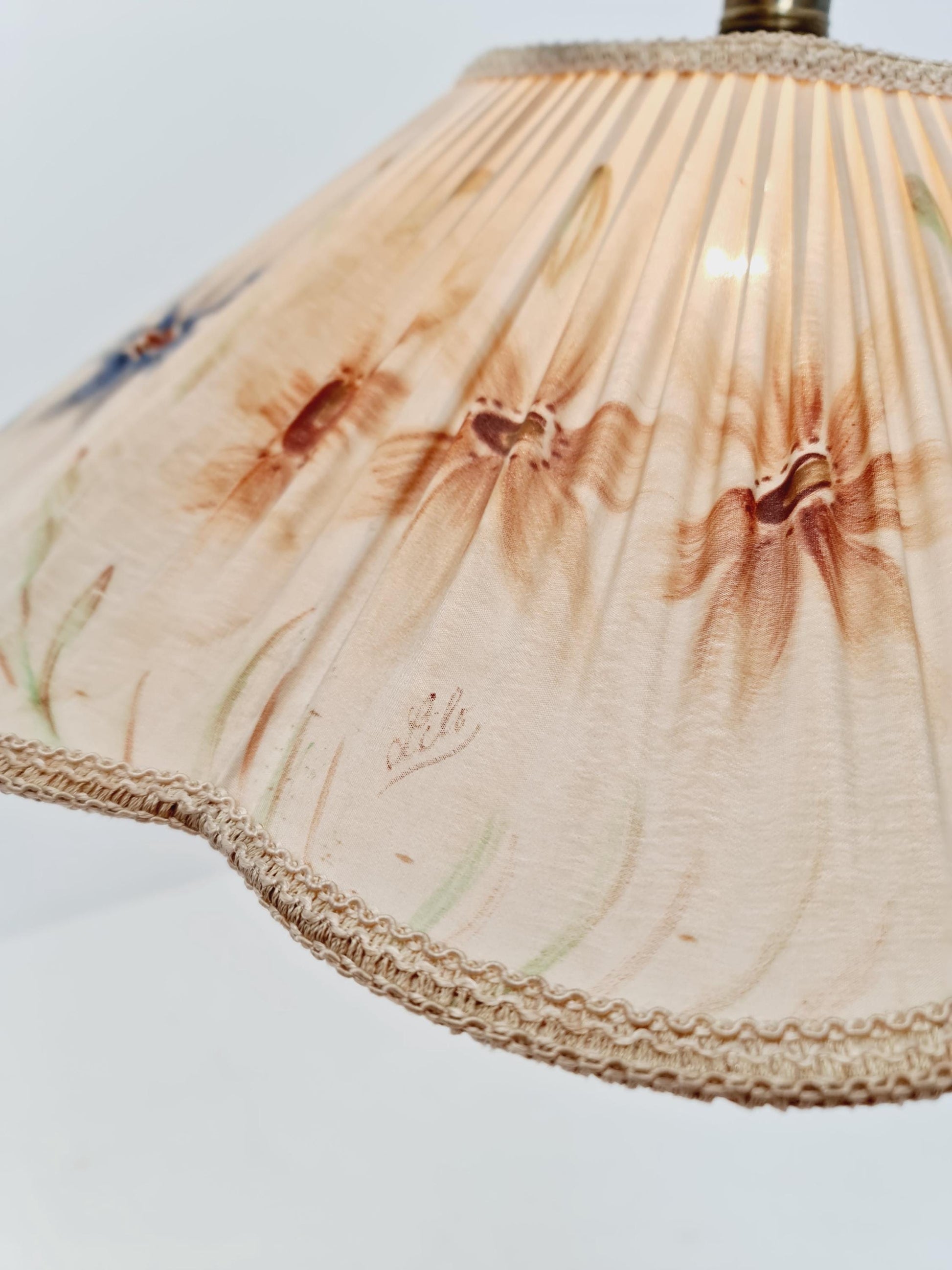 Rare Midcentury vintage gooseneck floor lamp in Wood and Dansih cord shade by Marksljöd Sweden, 1940s