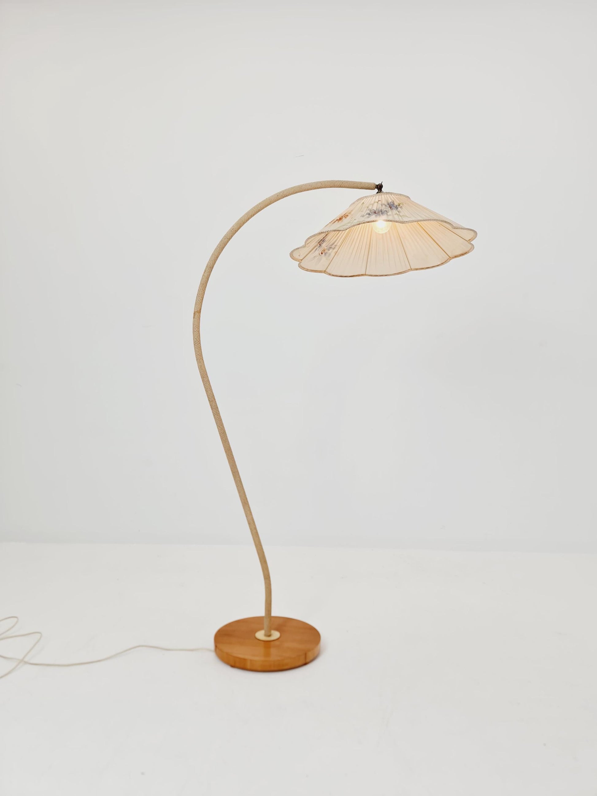 Rare Midcentury vintage gooseneck floor lamp in Wood and Dansih cord shade by Marksljöd Sweden, 1940s