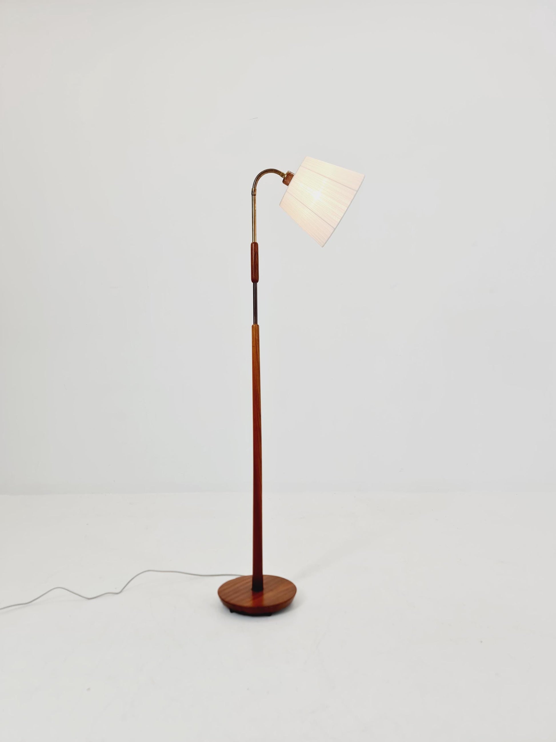 Vintage Swedish Mahagoni floor lamp by Solbackens Svarveri AB, 1970s