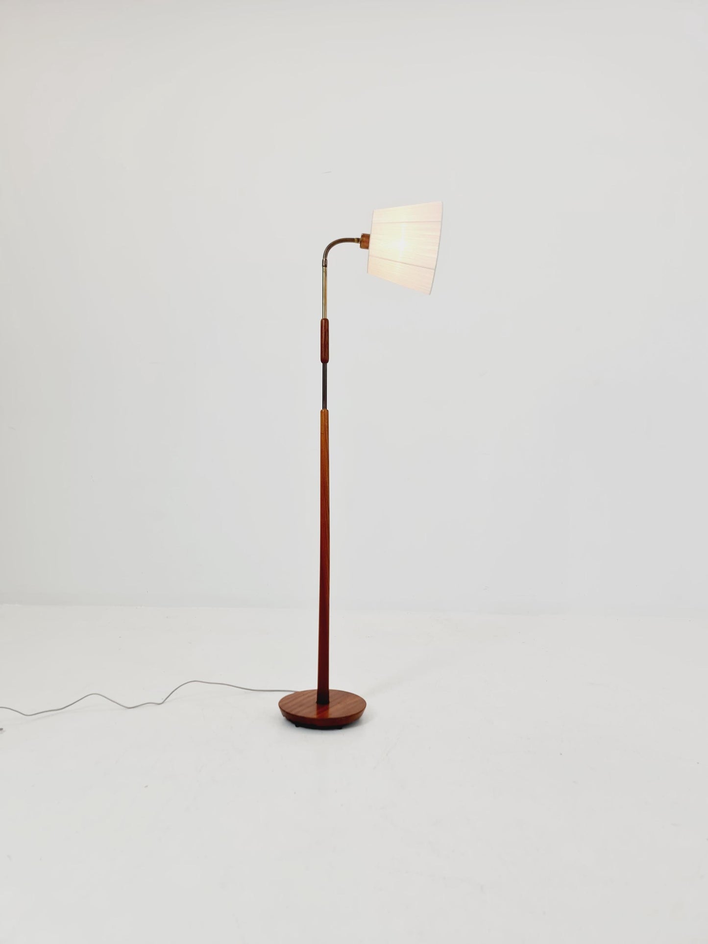 Vintage Swedish Mahagoni floor lamp by Solbackens Svarveri AB, 1970s