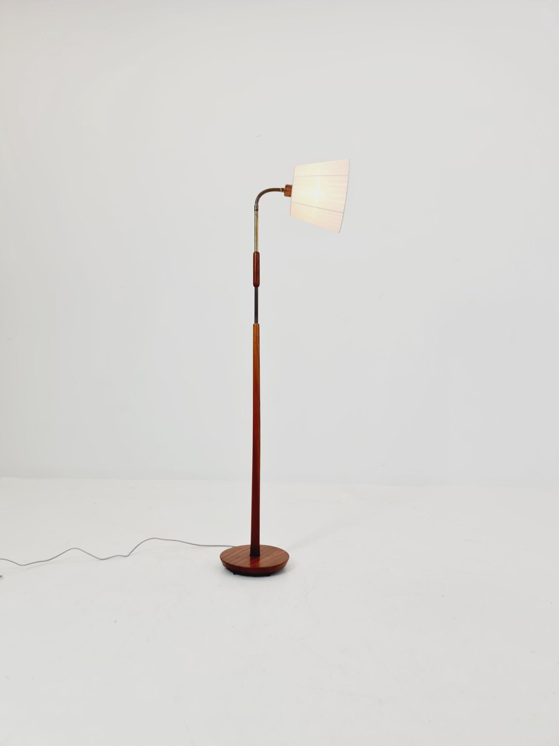 Vintage Swedish Mahagoni floor lamp by Solbackens Svarveri AB, 1970s