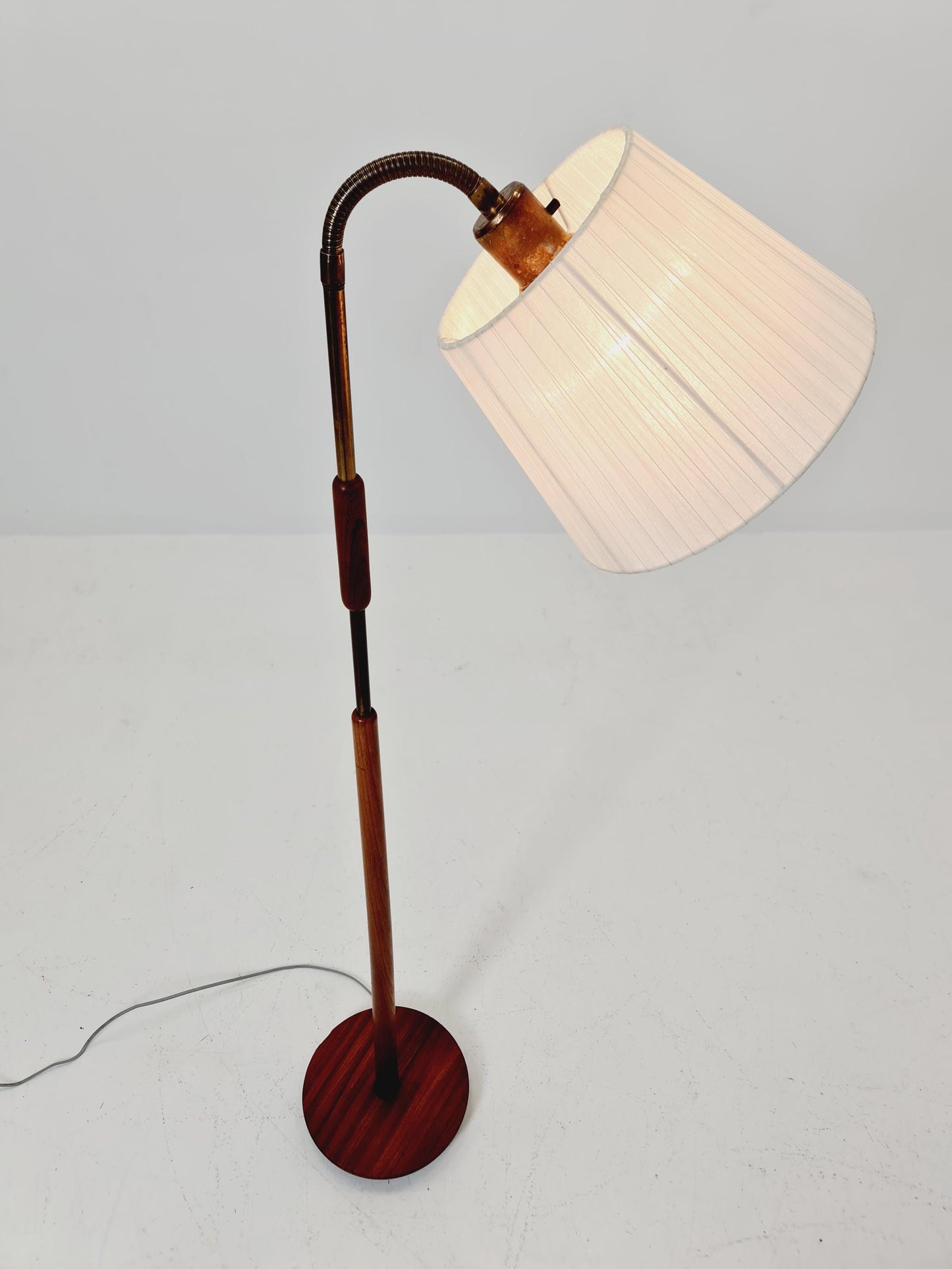 Vintage Swedish Mahagoni floor lamp by Solbackens Svarveri AB, 1970s