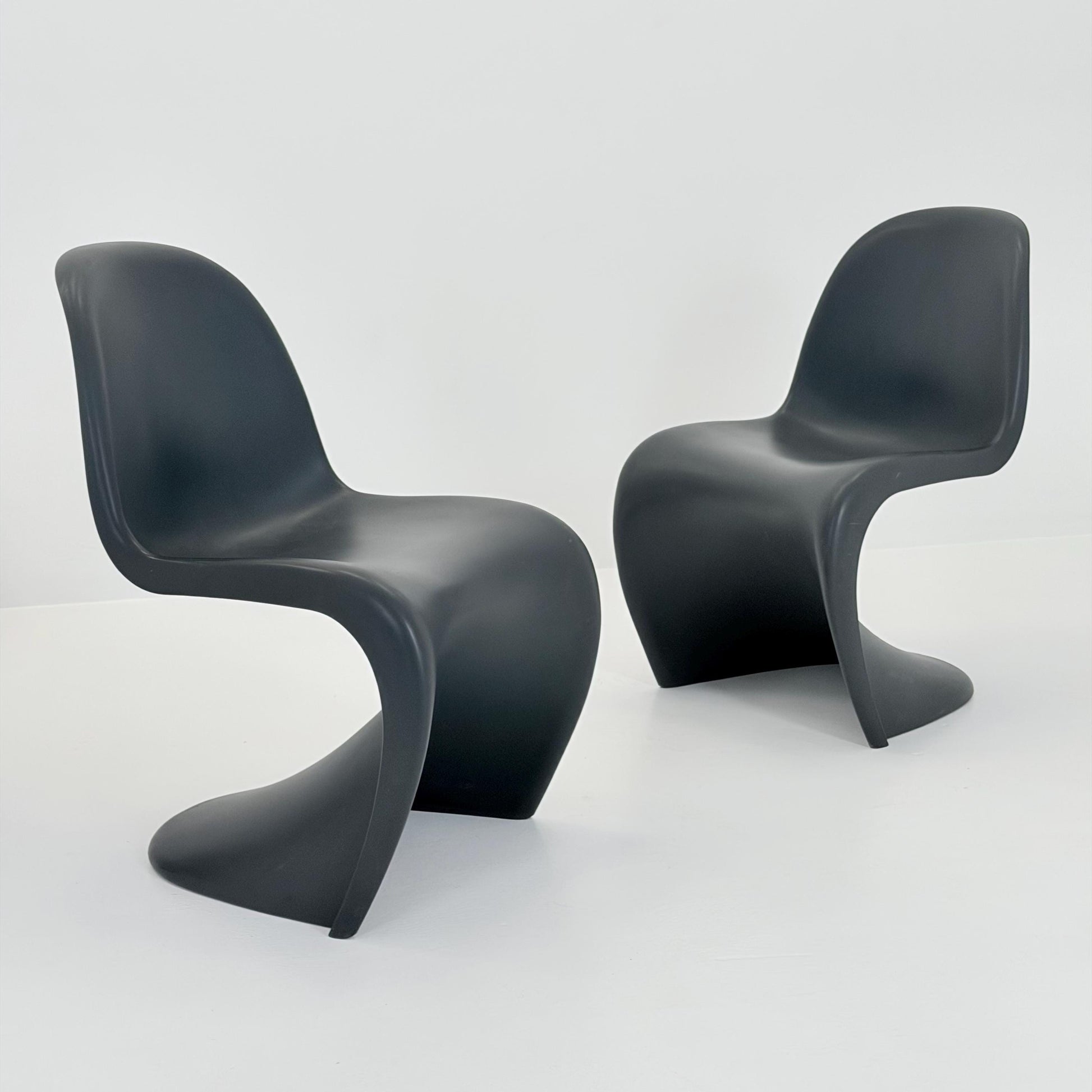 1 of 3 Orginal Limited Edition Verner Panton chair in anthrazit dark grey ABS germany by Vitra 2012