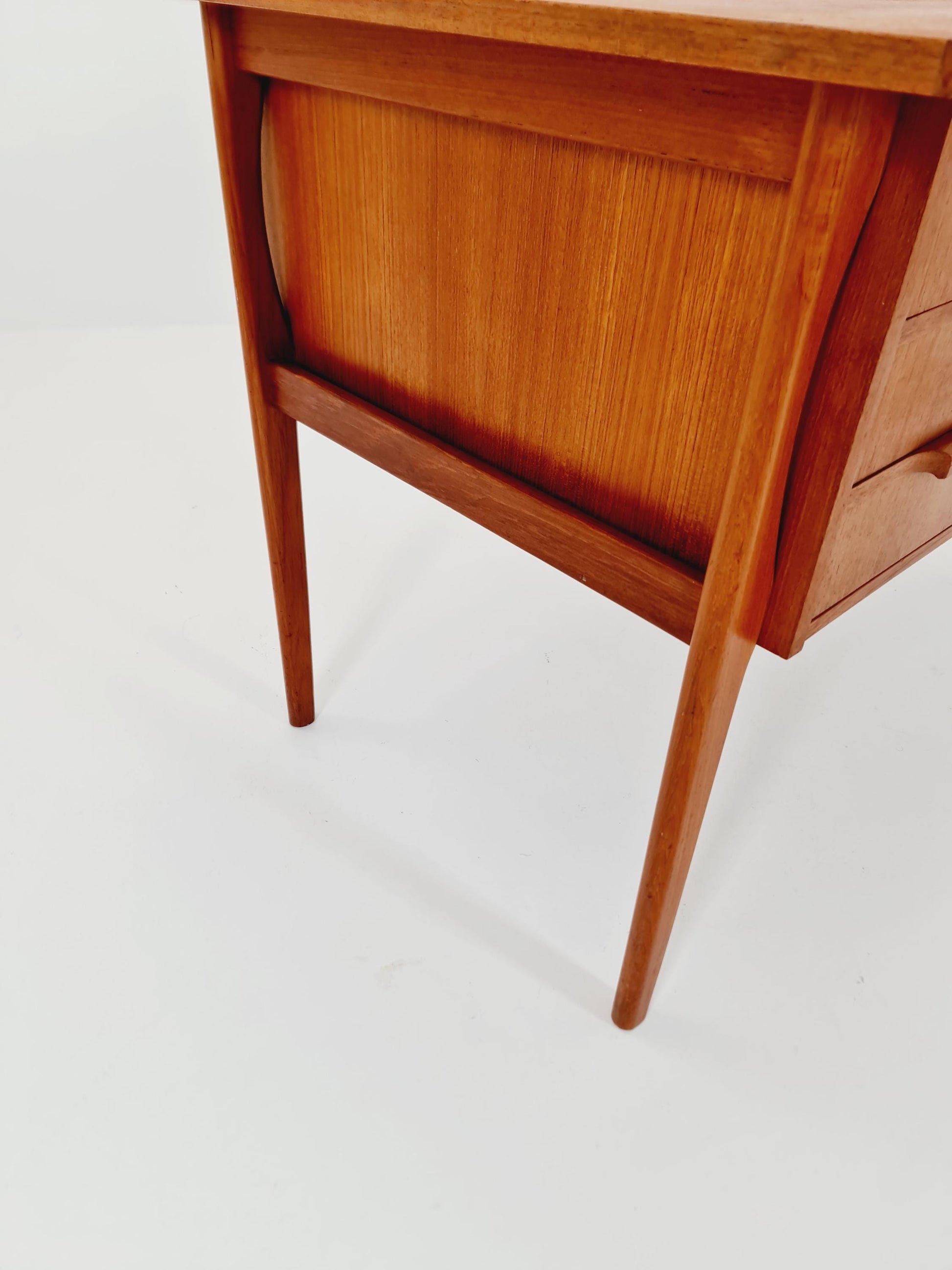 Midcentury Danish Teak Desk by Domino mobler, 1960s