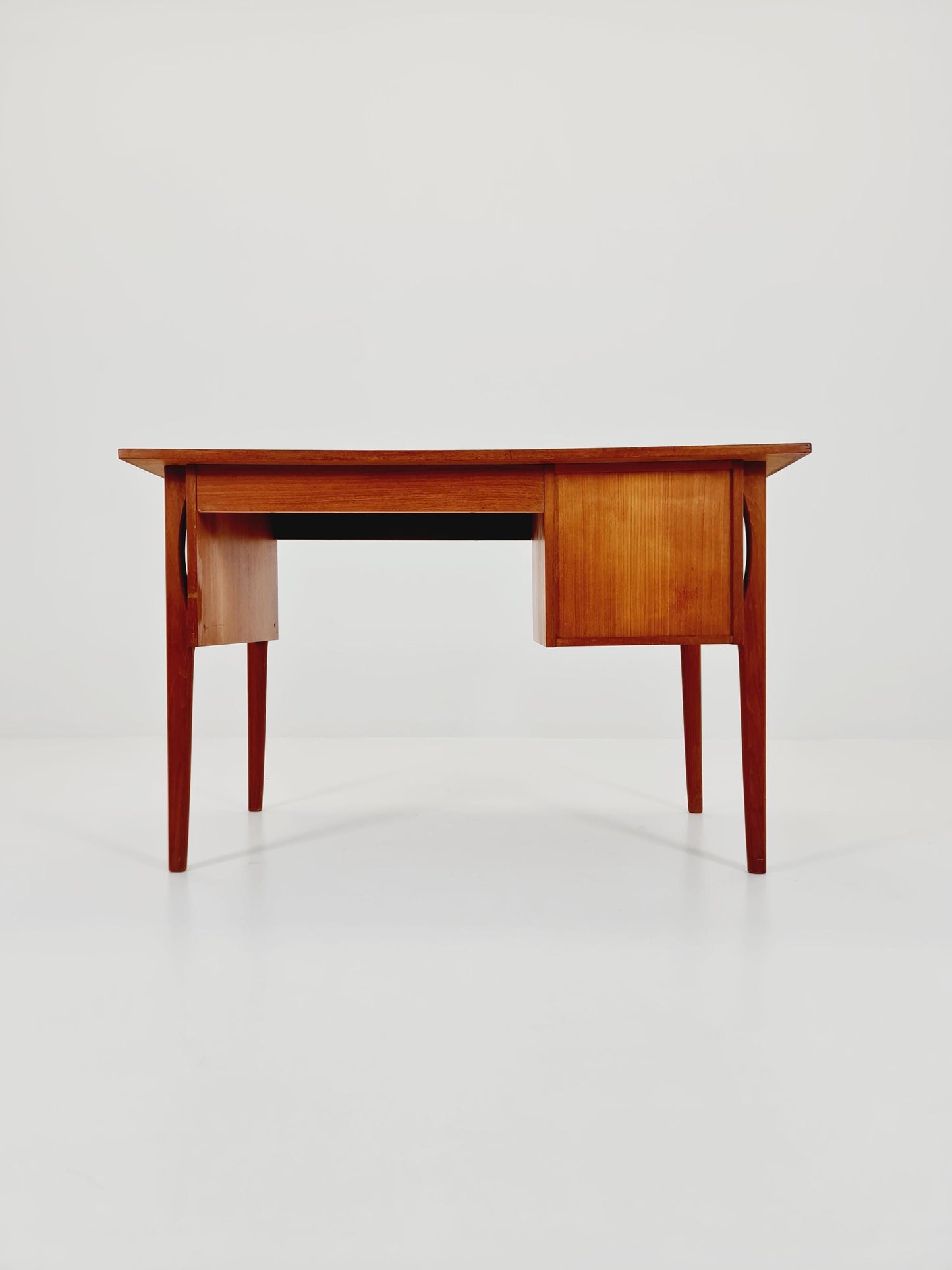 Midcentury Danish Teak Desk by Domino mobler, 1960s