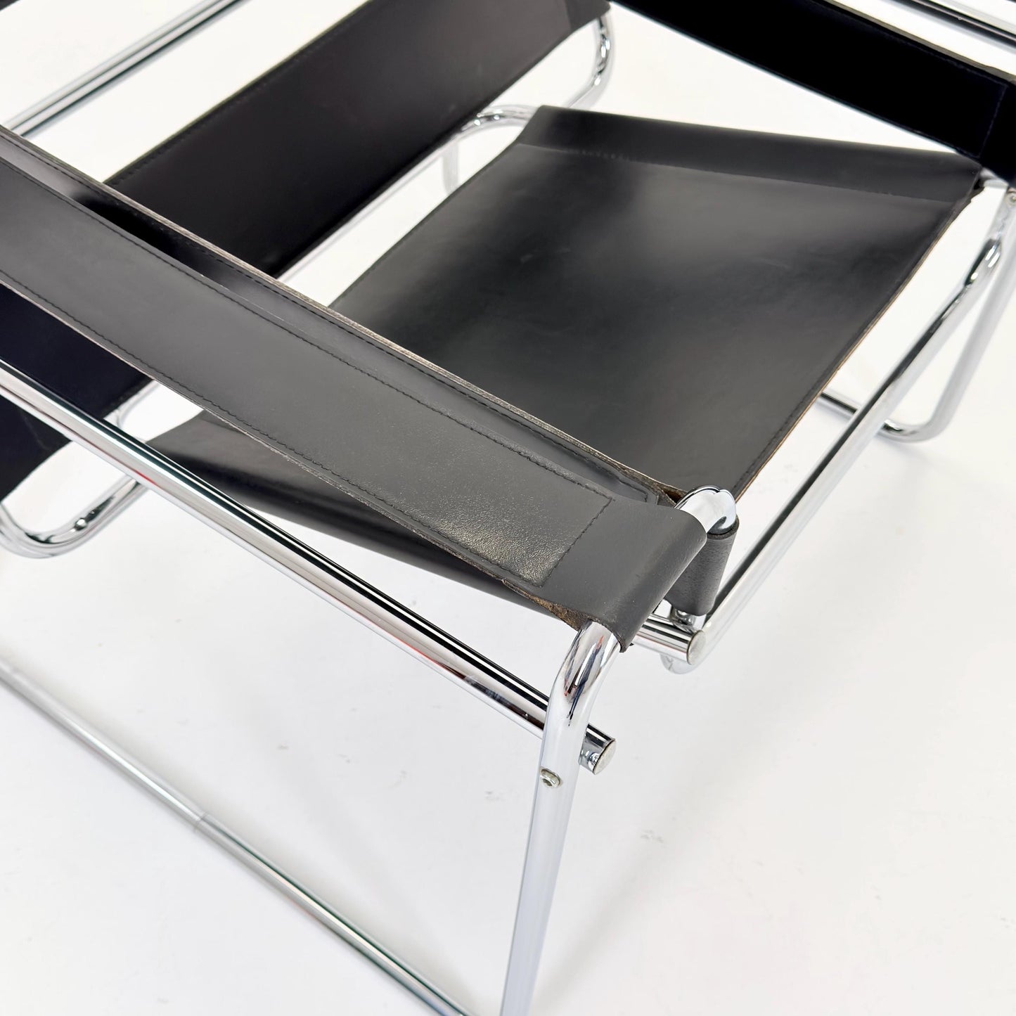 Mid century black B3 armchair WASSILY by Marcel Brauer, 1990s Italy