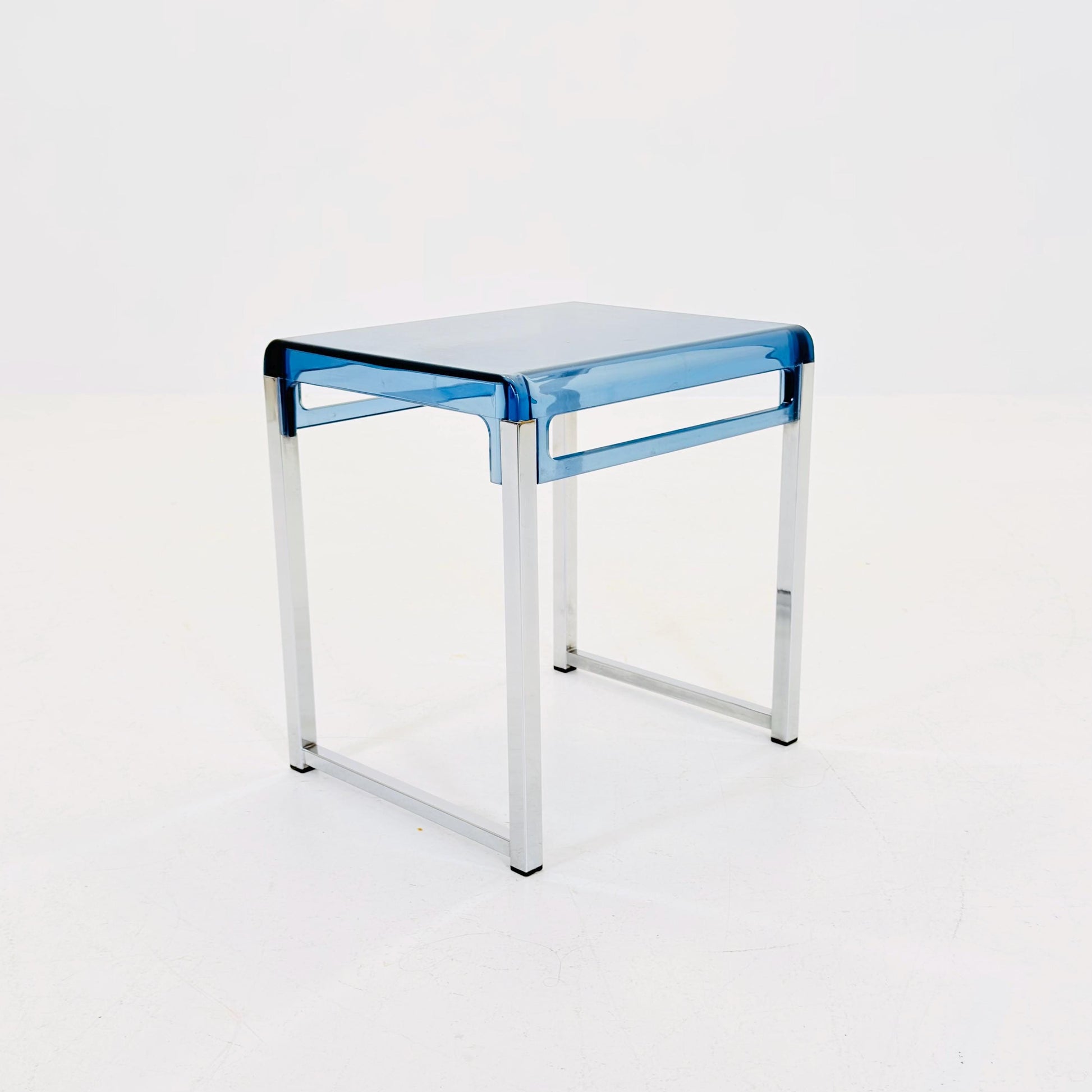Blue Space Age side table by Marc Berthier for Prisunic, 1970s