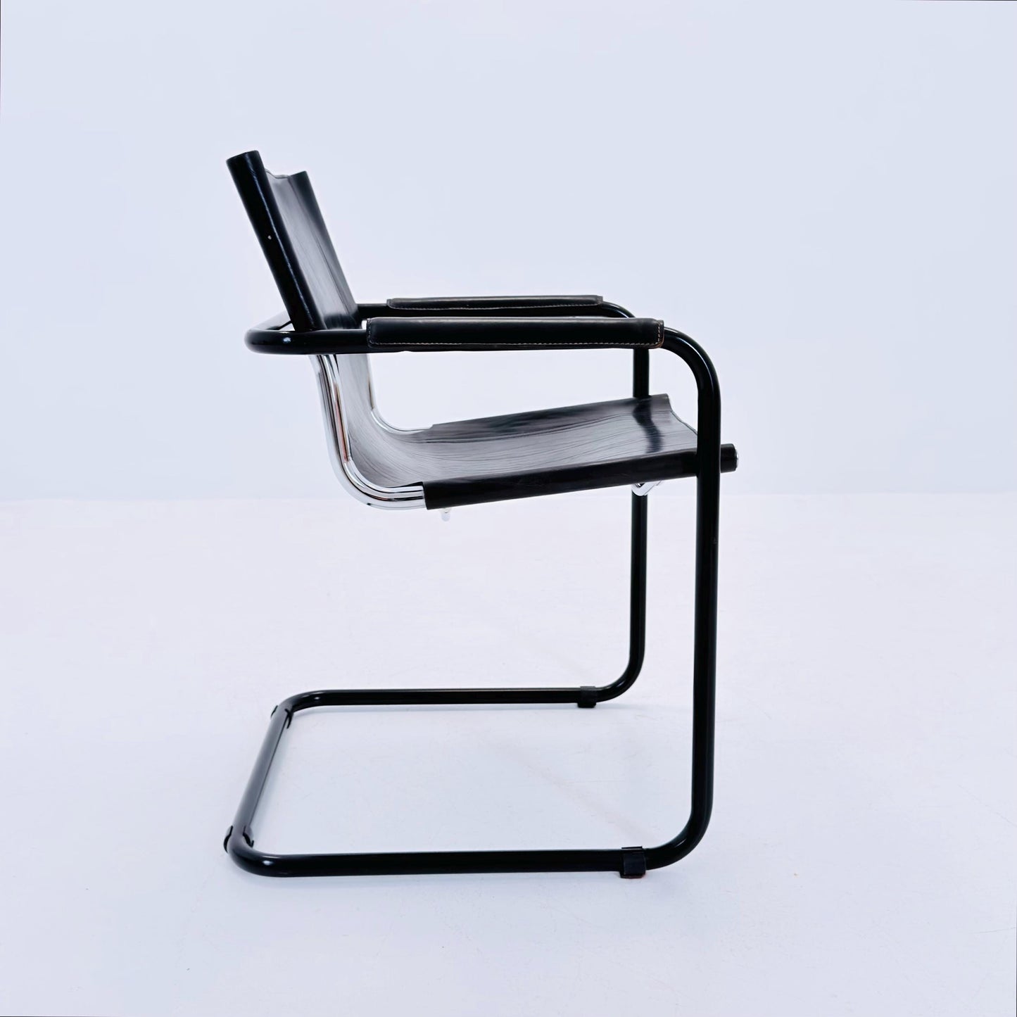 Mid Century Bauhaus MG5 Visitor Chair in Black Leather by Mart Stam & Marcel Breuer for Matteo Grassi, 1970s