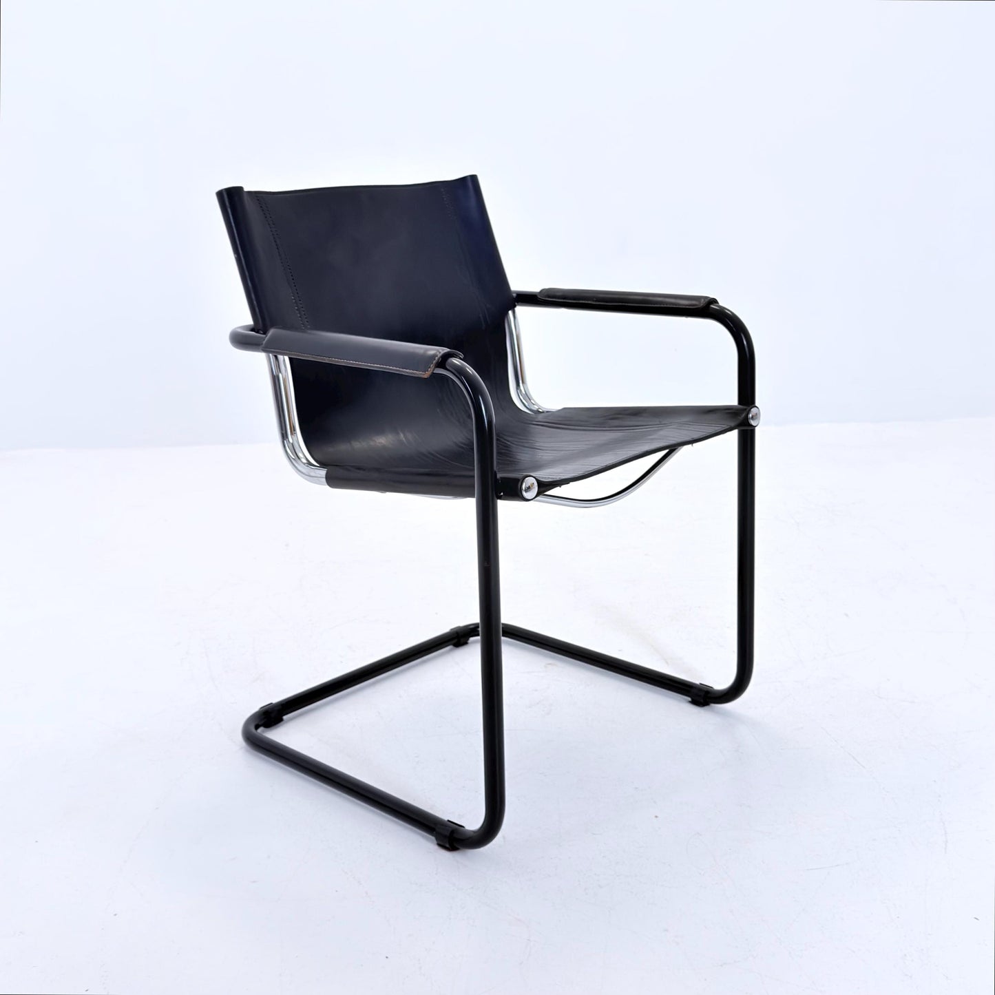 Mid Century Bauhaus MG5 Visitor Chair in Black Leather by Mart Stam & Marcel Breuer for Matteo Grassi, 1970s