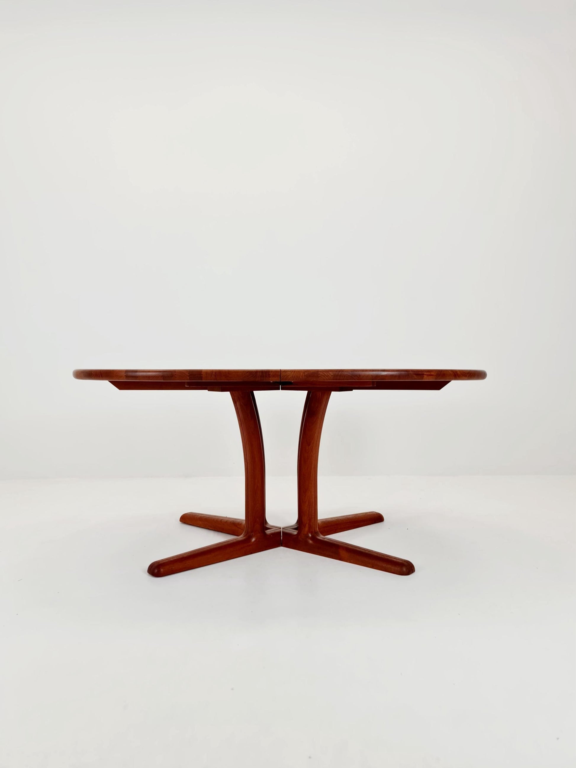 Mid century extendable Danish Modern Solid Teak XXL dining table by Dyrlund MöbelFabrik , 1970s
