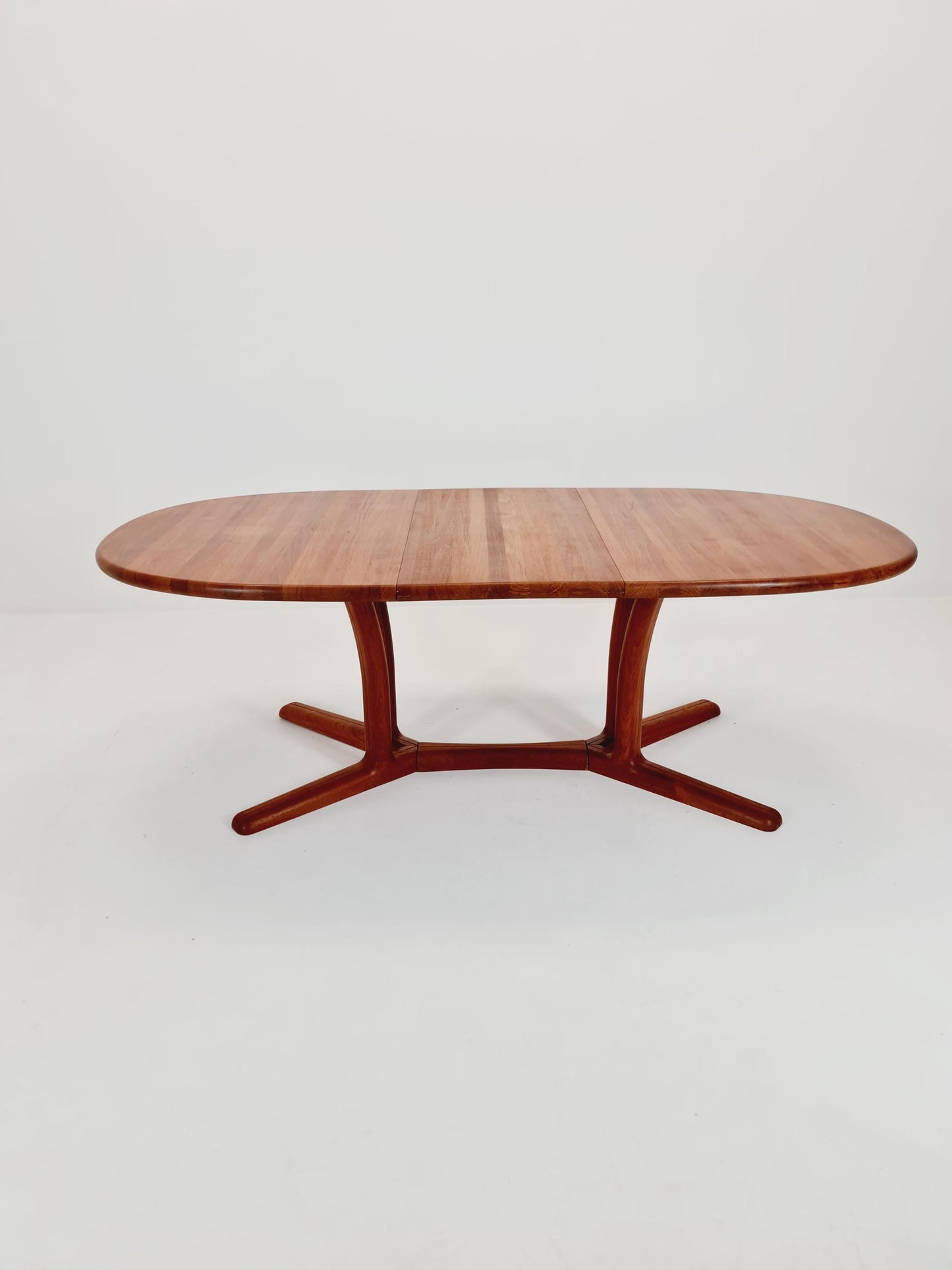 Mid century extendable Danish Modern Solid Teak XXL dining table by Dyrlund MöbelFabrik , 1970s