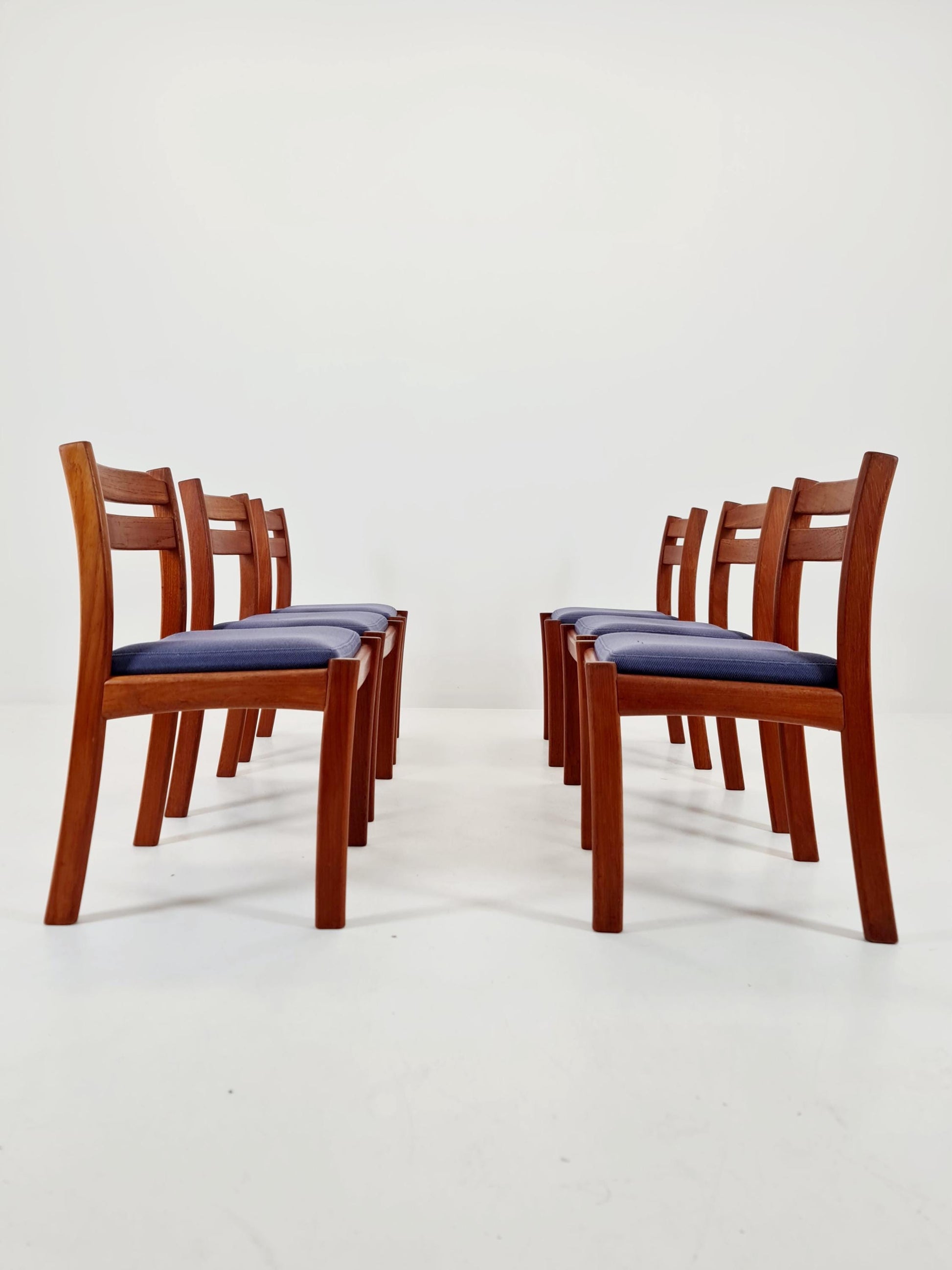 Mid Century Danish solid teak dining Chairs by Dyrlund,Set of 6, 1960s