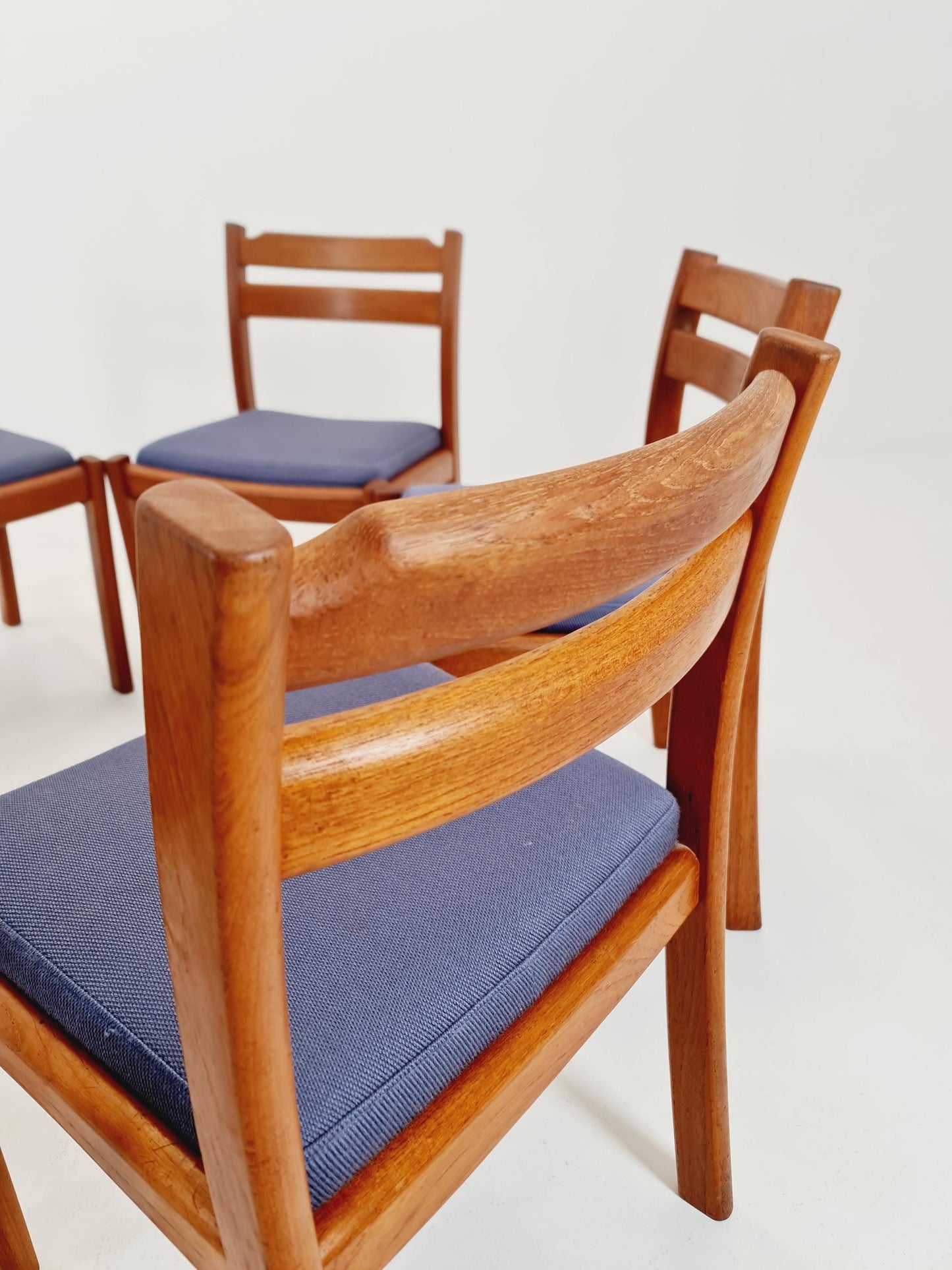 Mid Century Danish solid teak dining Chairs by Dyrlund,Set of 6, 1960s
