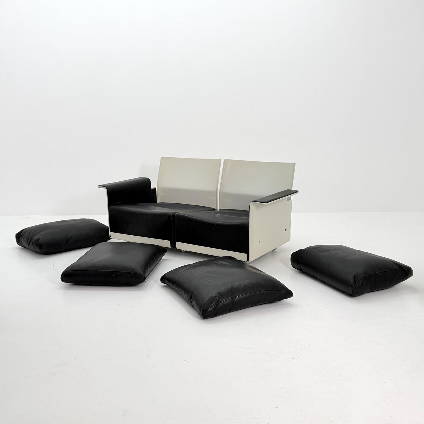 Mid century Ultra-Rare Space Age two seater sofa RZ62 by Dieter Rams for Vitsoe, 1960s Germany