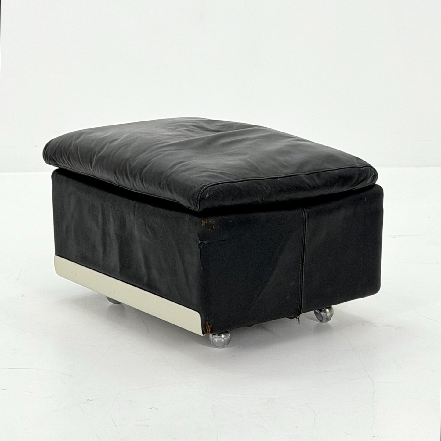 Rare Space Age Lounge Set 4-Piece by Dieter Rams Two Sofas, Armchair Ottoman | Original Black Leather 1960s Germany