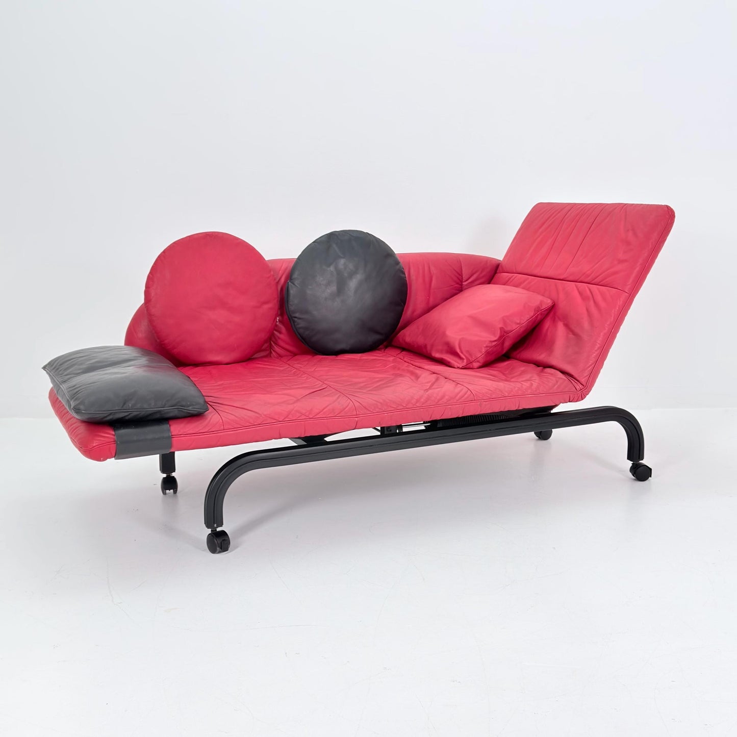 Rare Mid century Interprofil “BEO” Adjustable Chaise Lounge / Daybed by Toshiyuki Kita – 1980s