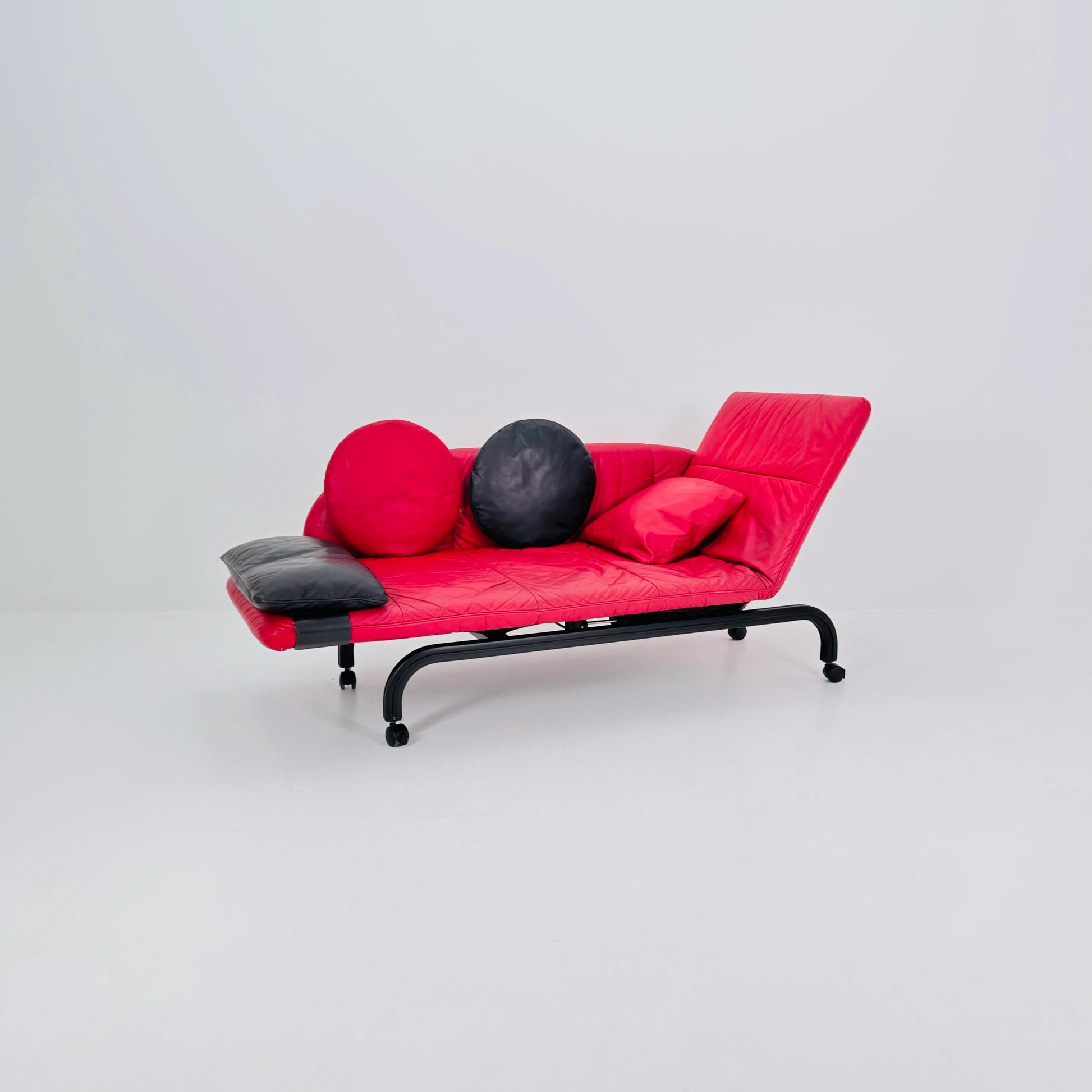 Rare Mid century Interprofil “BEO” Adjustable Chaise Lounge / Daybed by Toshiyuki Kita – 1980s