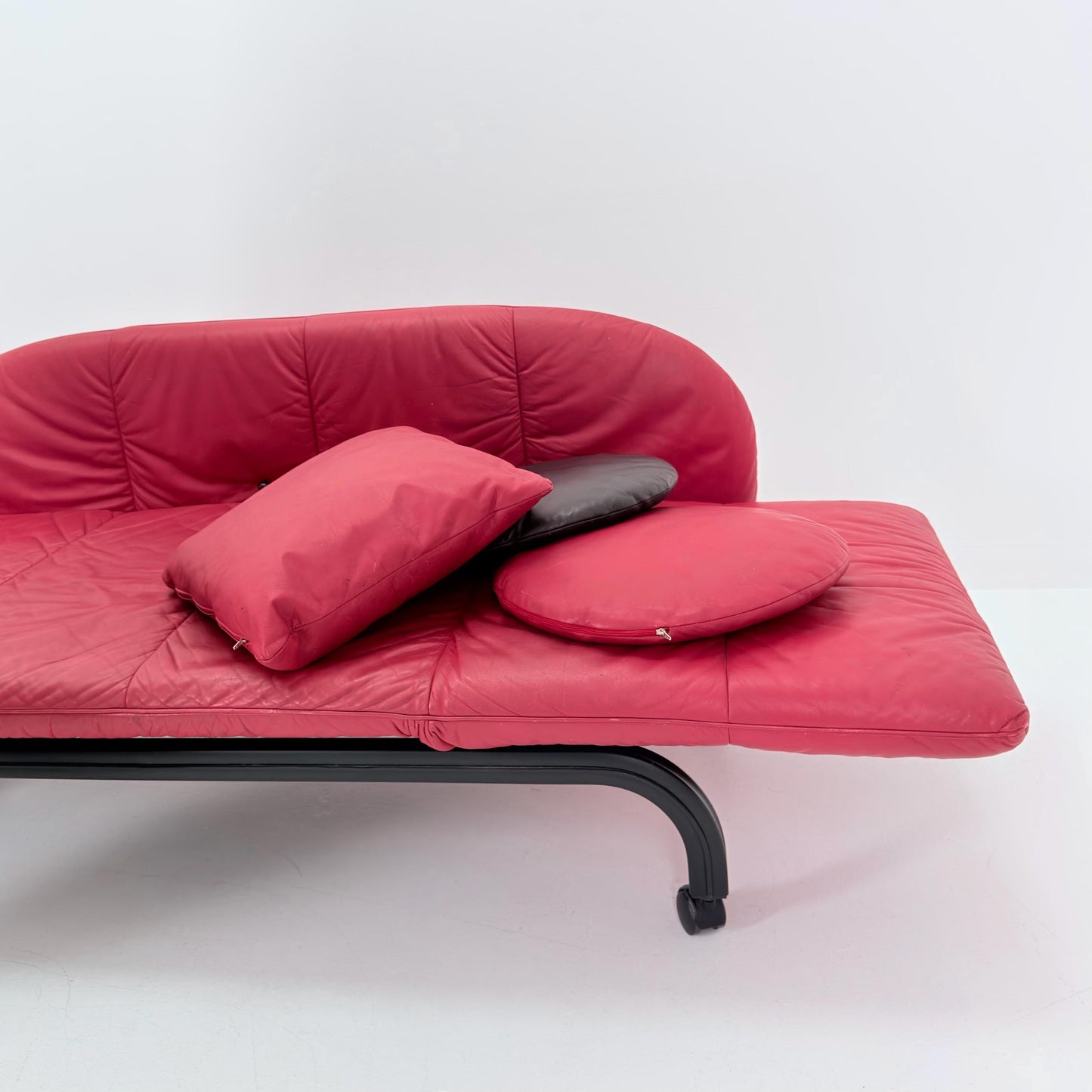 Rare Mid century Interprofil “BEO” Adjustable Chaise Lounge / Daybed by Toshiyuki Kita – 1980s
