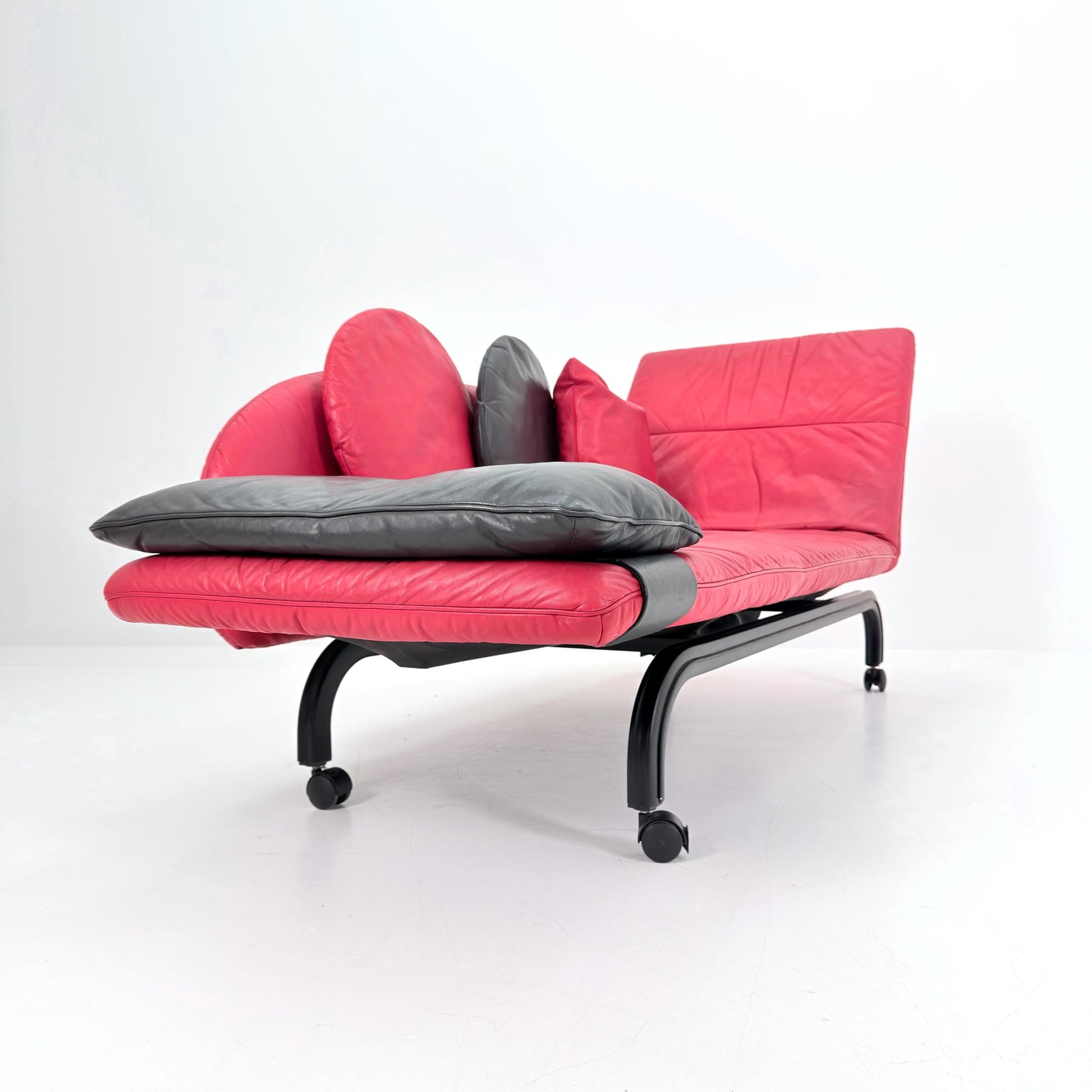 Rare Mid century Interprofil “BEO” Adjustable Chaise Lounge / Daybed by Toshiyuki Kita – 1980s
