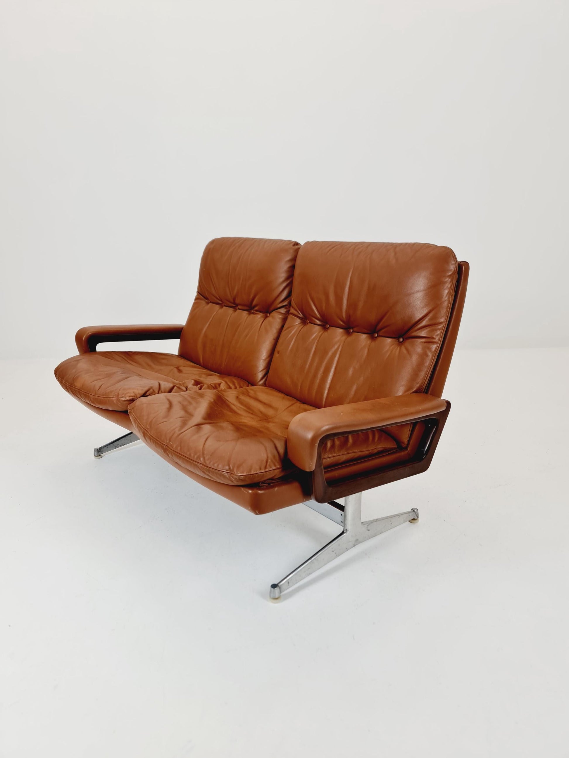 Midcentury sofa King by Andre Vanenbrouck for strässle Switzerland ,1970s