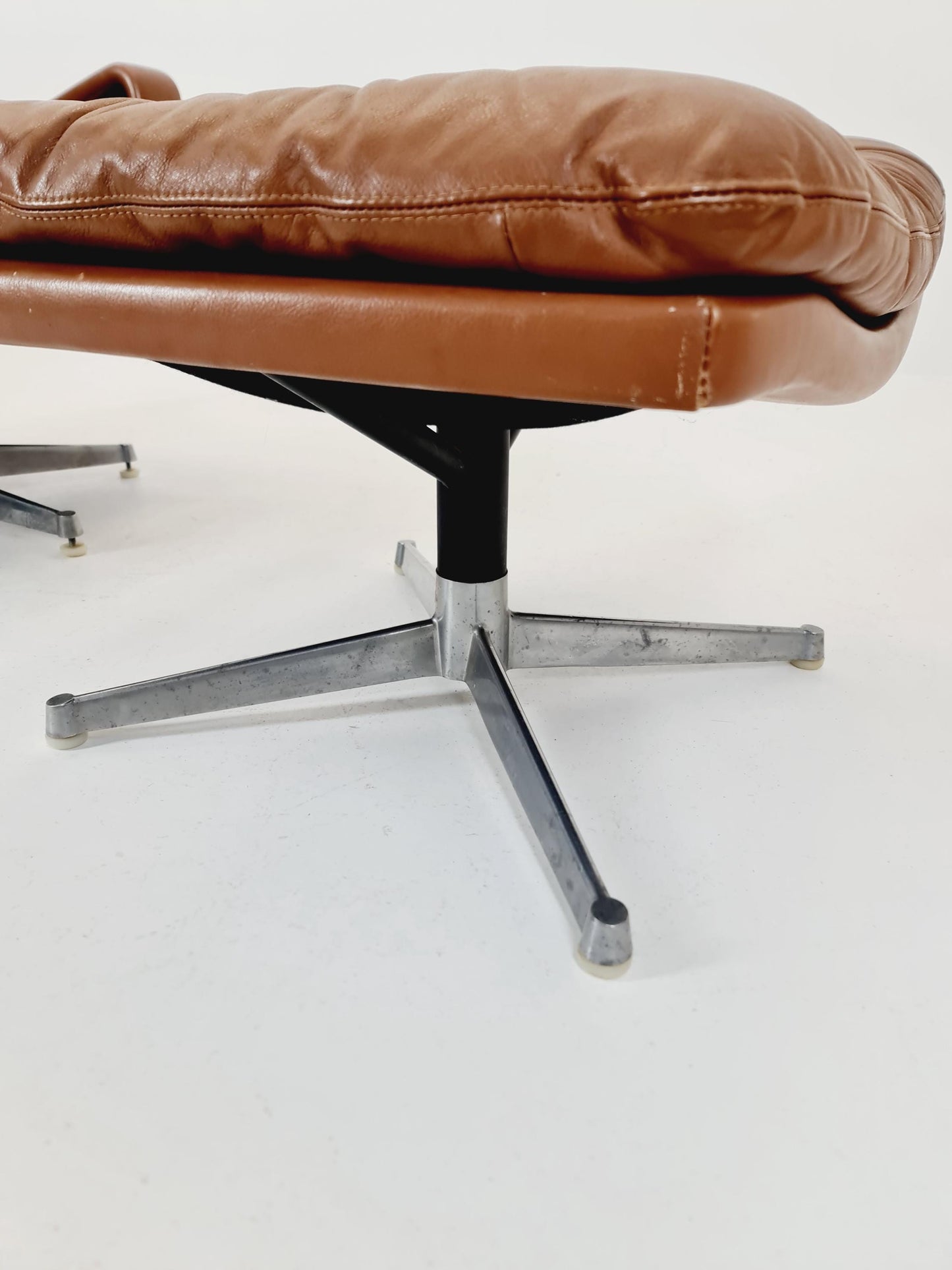 Midcentury Loungechair + ottoman by Andre Vanenbrouck for strässle Switzerland , 1970s