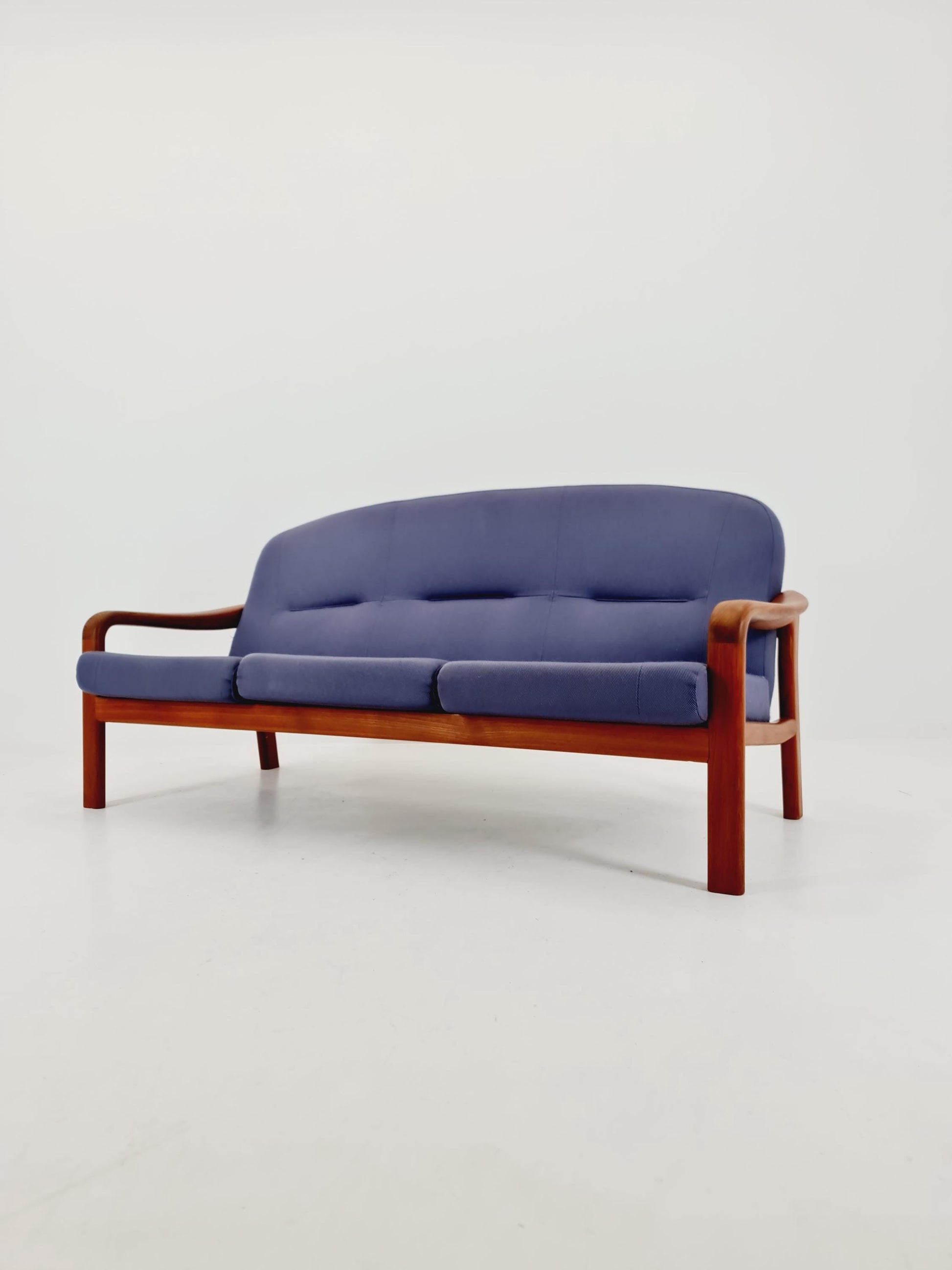 Mid century easy lounge couch by Arne Wahl Iversen for komfort teak , 1960s