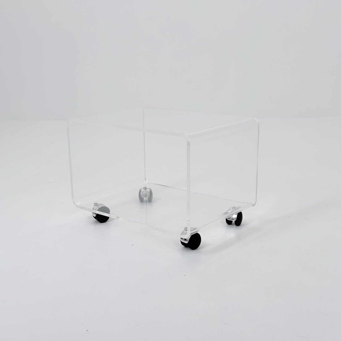 Space age Plexiglass Trolley-side table by Michel Dumas for Roche Bobois 1970s