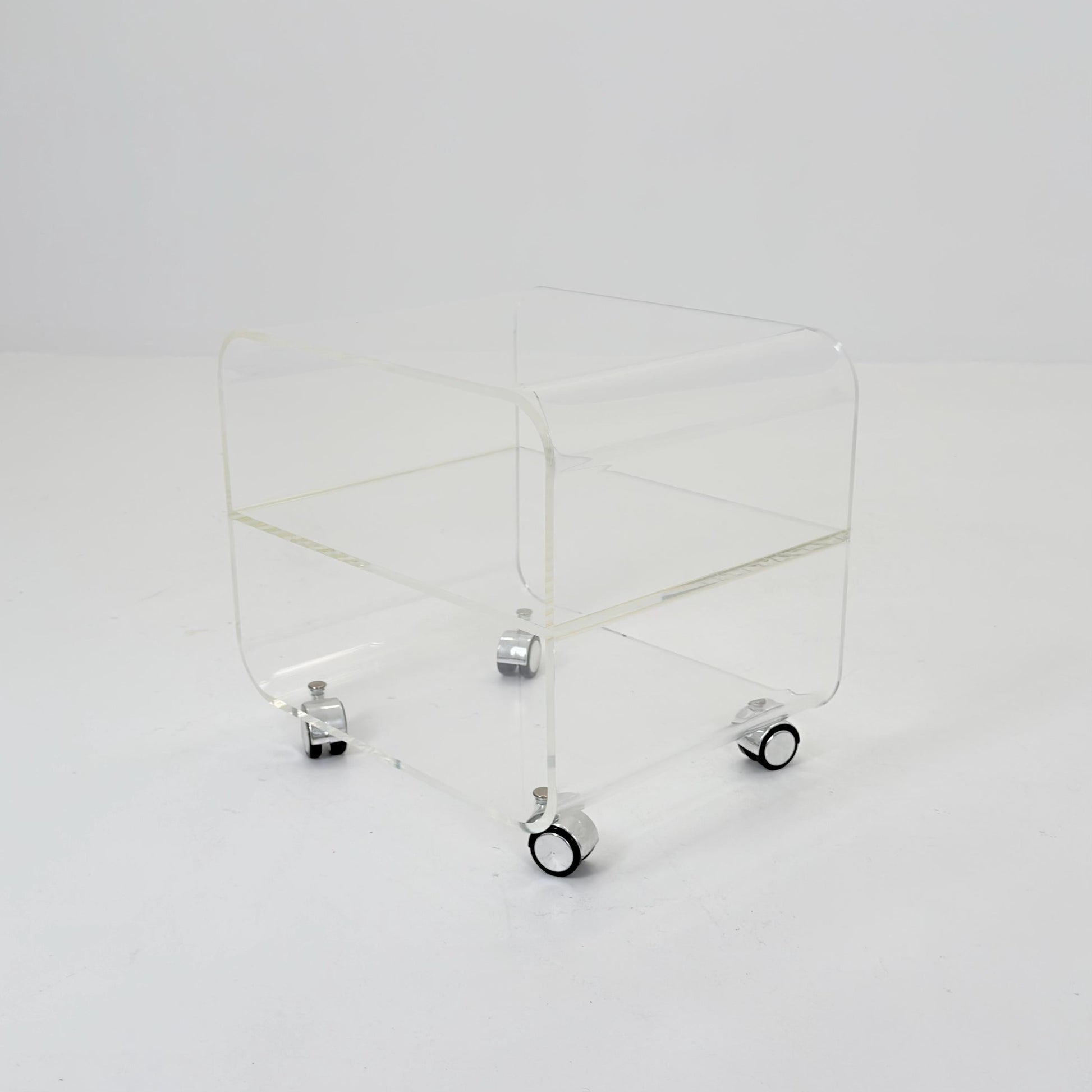Space age Plexiglass Trolley-side table by Michel Dumas for Roche Bobois 1970s