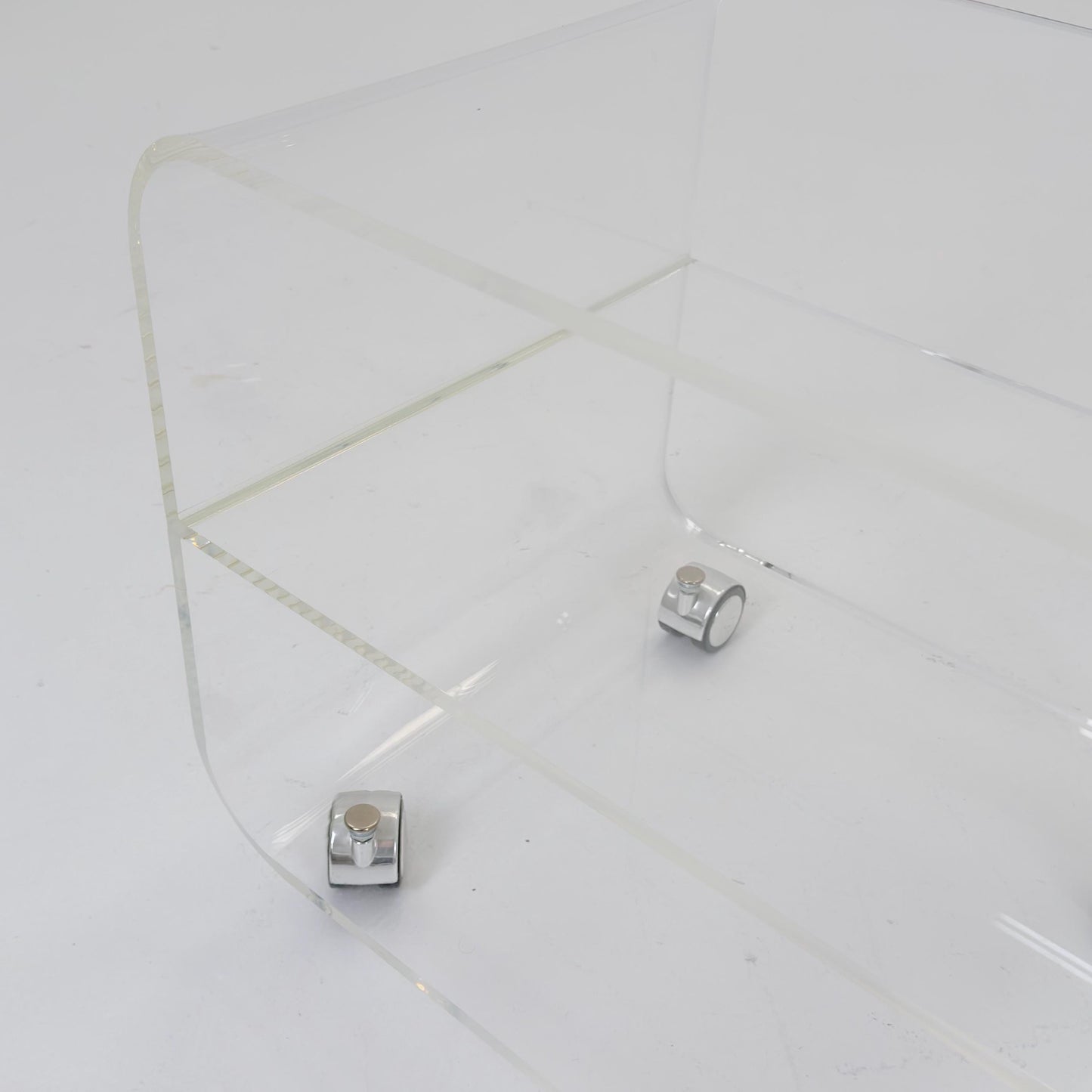 Space age Plexiglass Trolley-side table by Michel Dumas for Roche Bobois 1970s