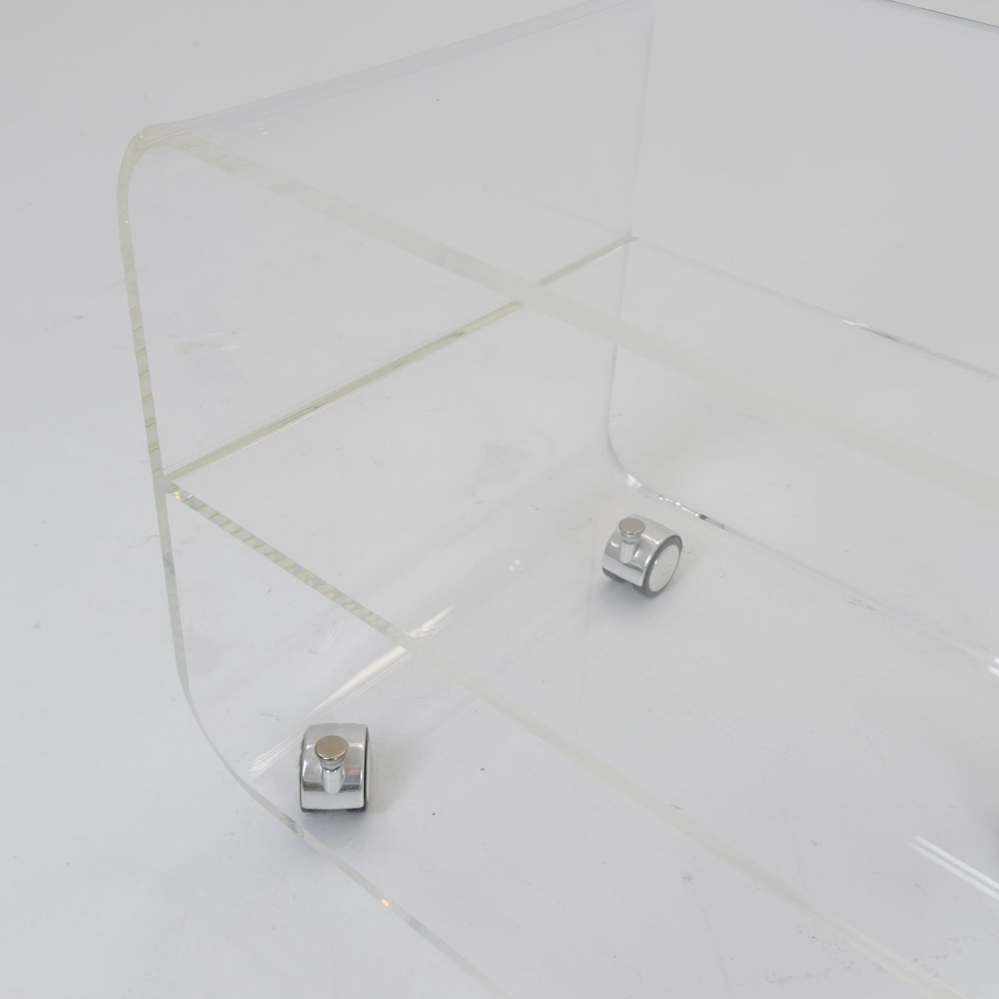 Space age Plexiglass Trolley-side table by Michel Dumas for Roche Bobois 1970s