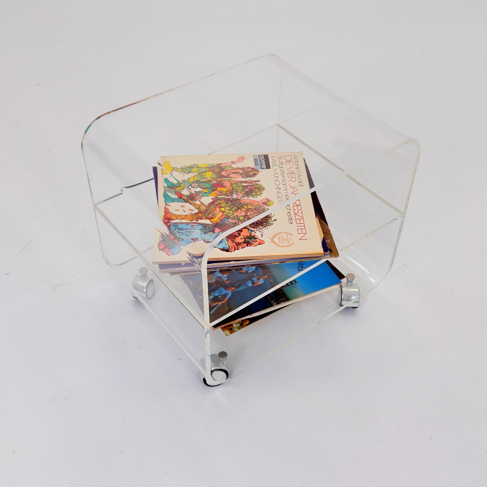 Space age Plexiglass Trolley-side table by Michel Dumas for Roche Bobois 1970s