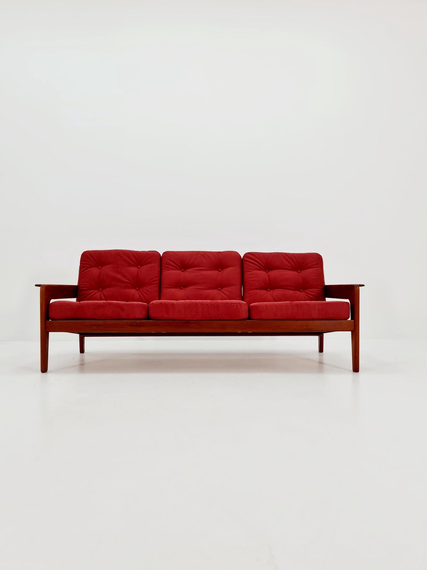 Mid century easy lounge couch by Arne Wahl Iversen for komfort teak , 1960s