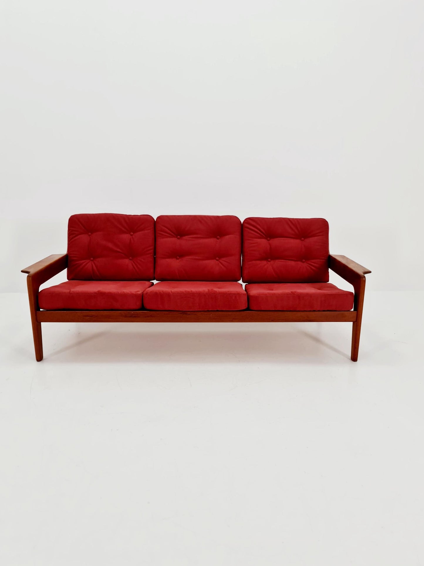 Mid century easy lounge couch by Arne Wahl Iversen for komfort teak , 1960s