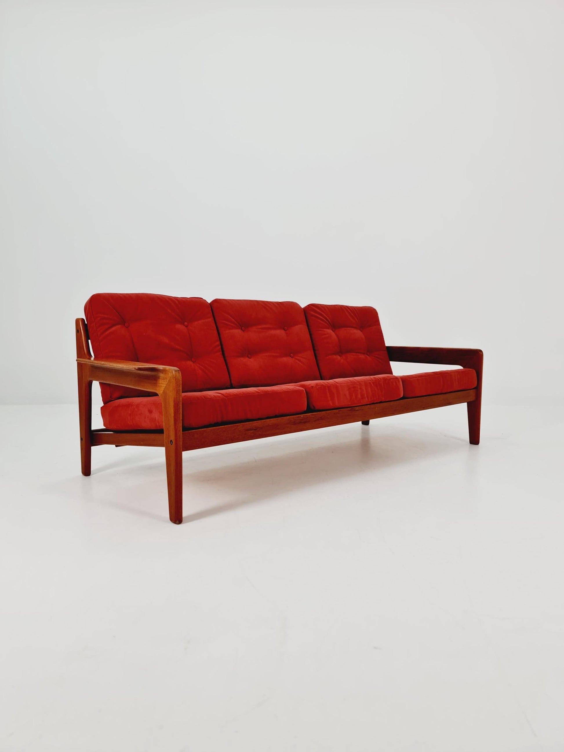 Mid century easy lounge couch by Arne Wahl Iversen for komfort teak , 1960s